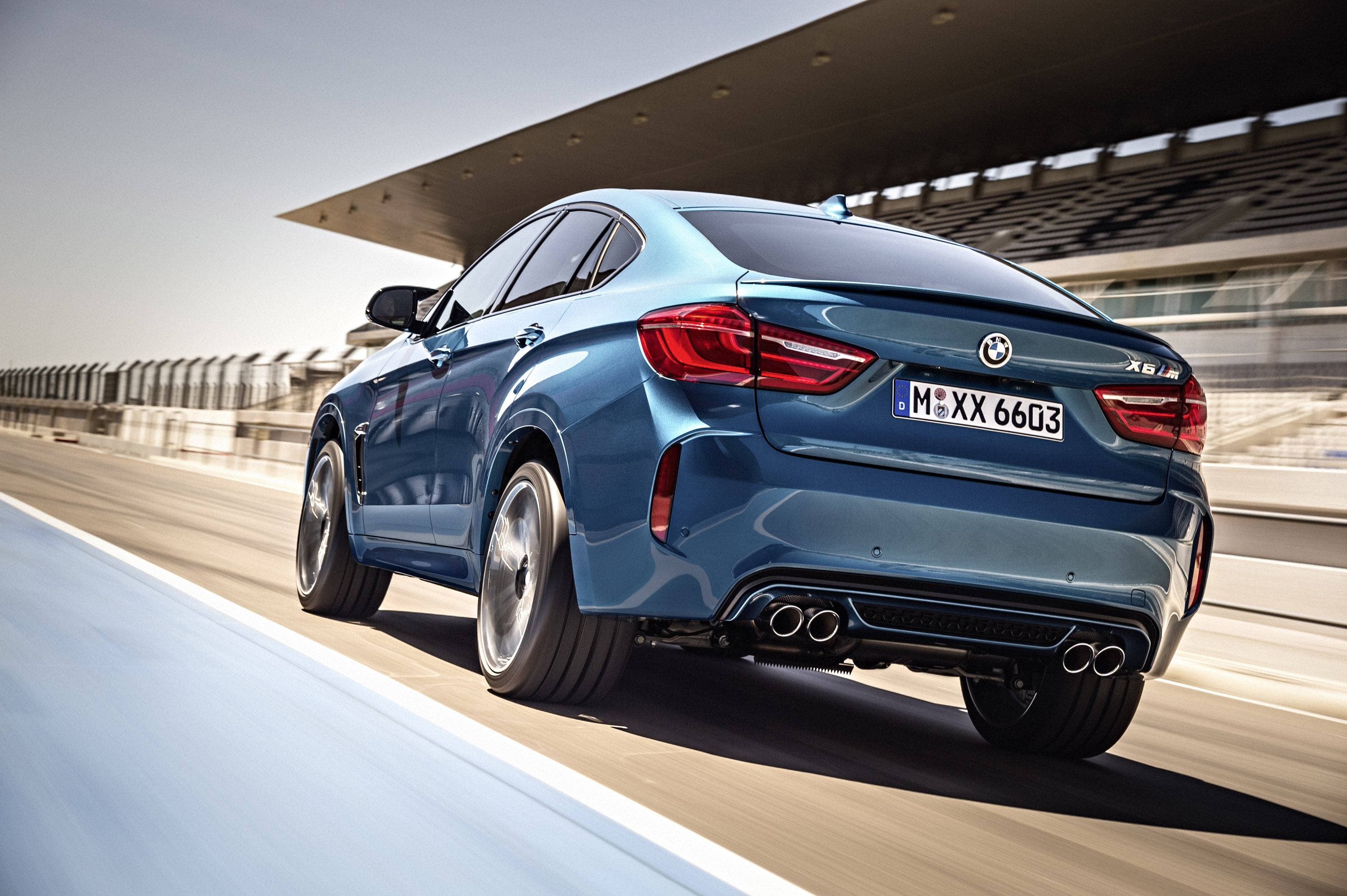BMW X6 M photo #15