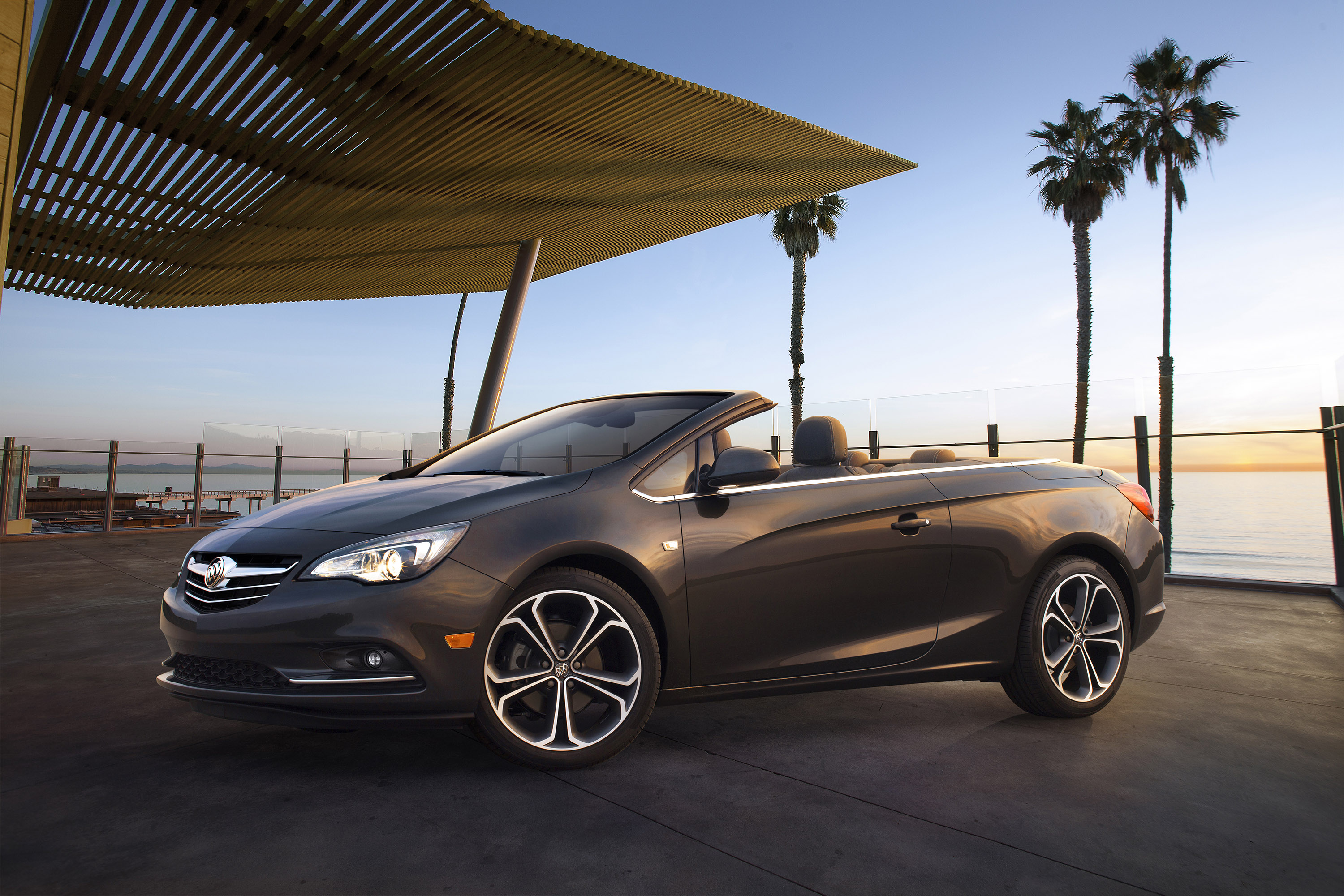 Buick Cascada photo #1