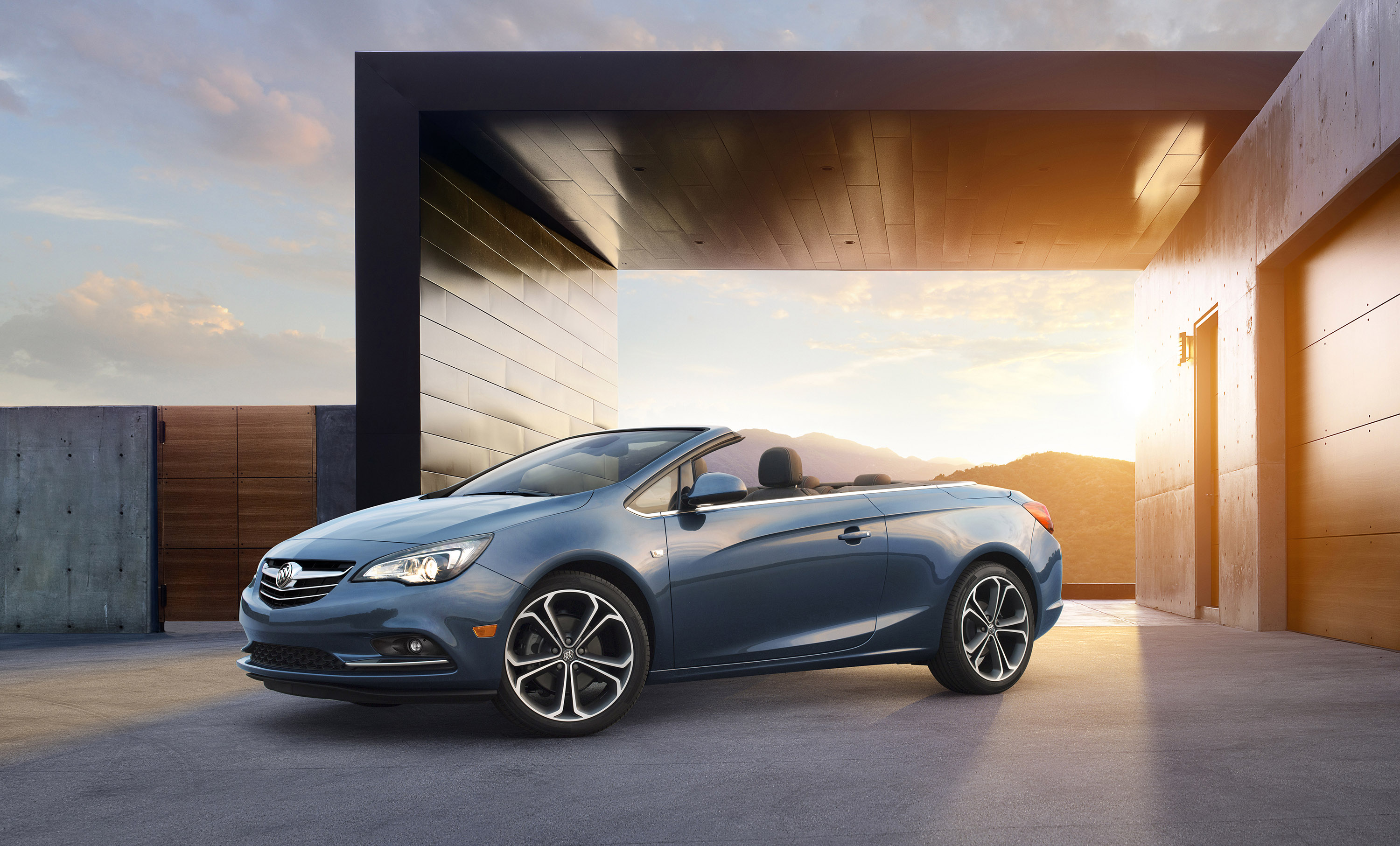 Buick Cascada photo #2