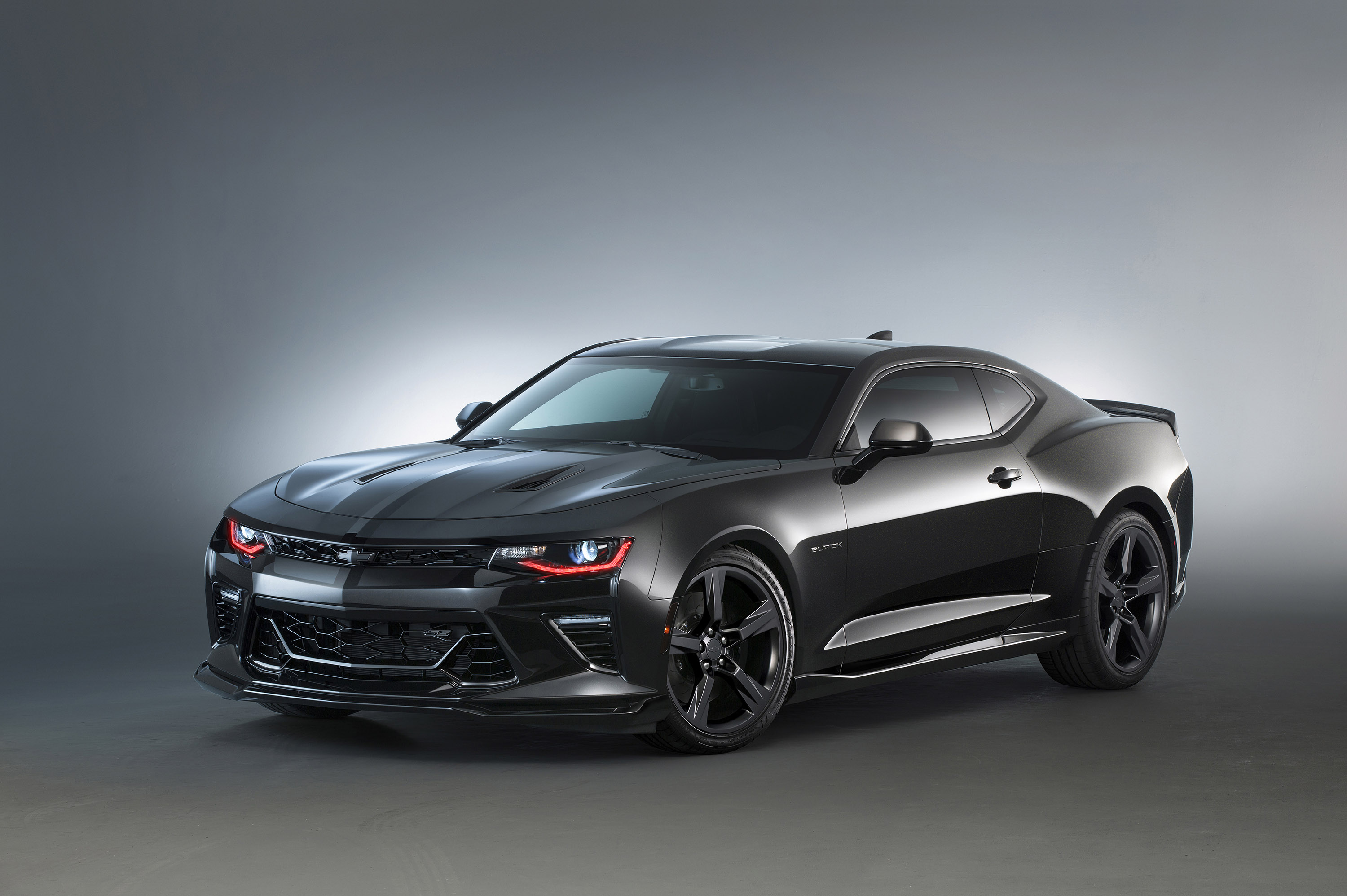 2016 Chevrolet Camaro Black Concept HD Pictures