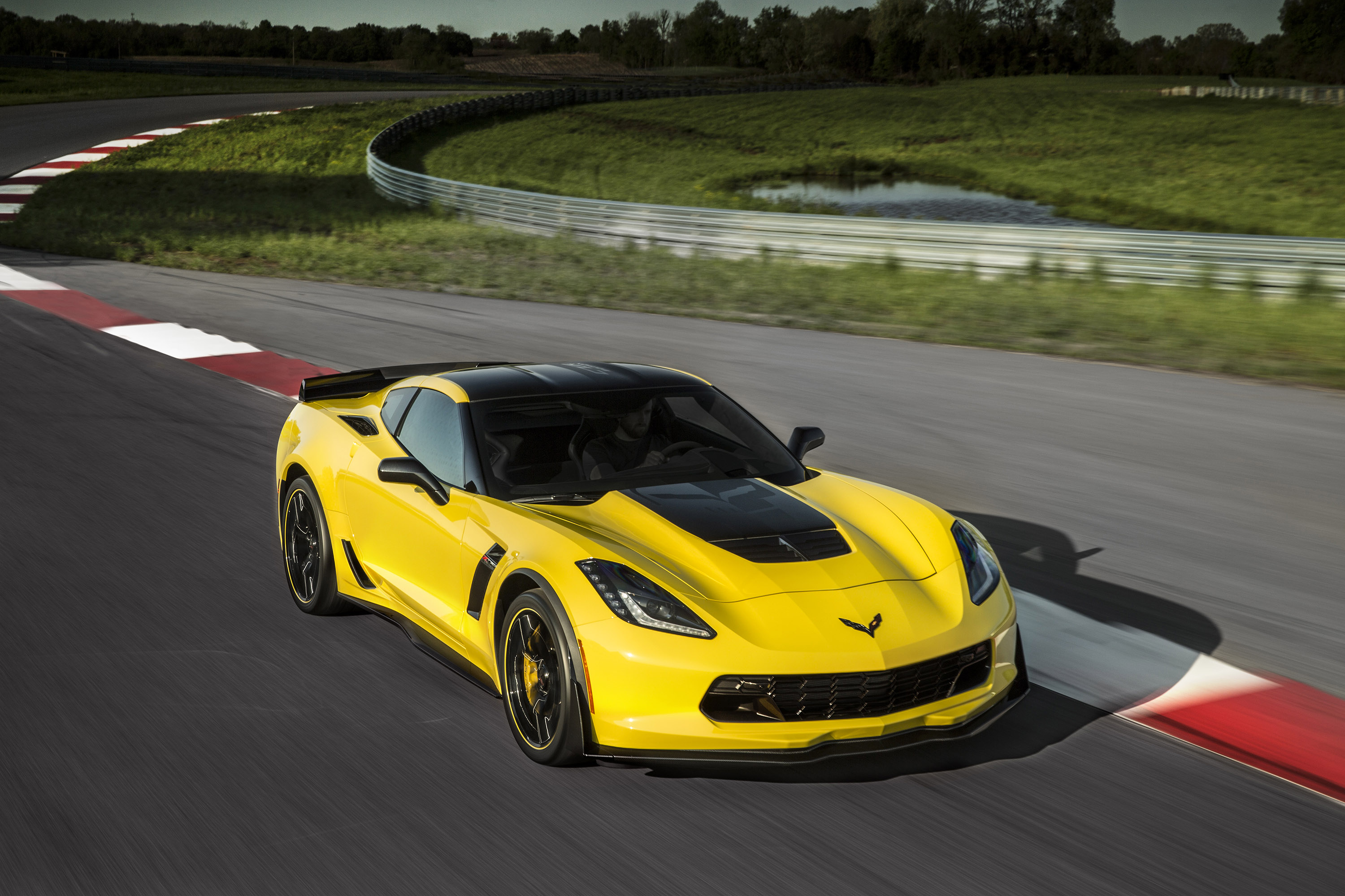 Chevrolet Corvette Z06 C7 R Edition photo #2