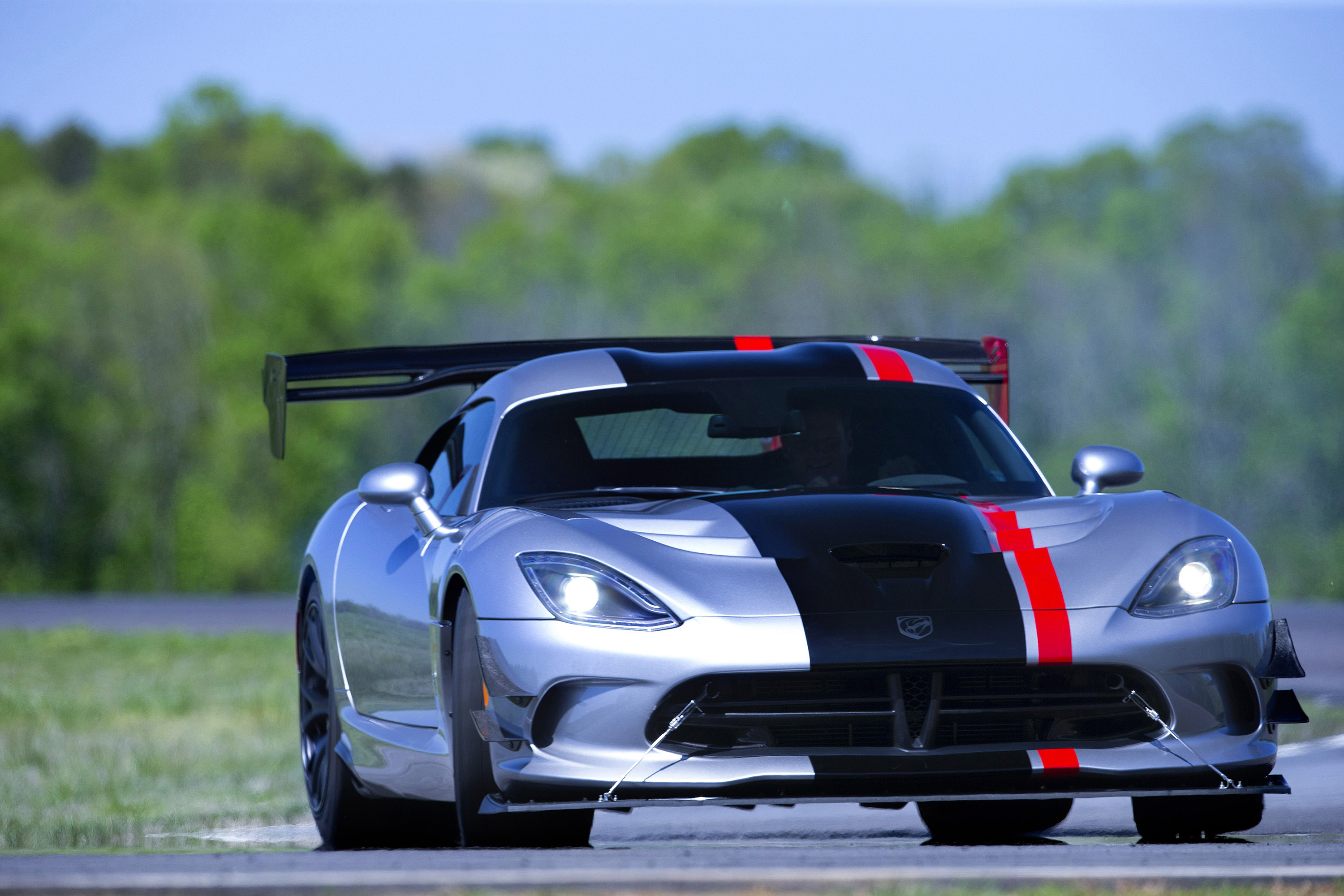 Спорткары фото. Dodge Viper ACR 2016. Dodge Viper ACR, 2016 года.. Спортивный Додж Вайпер. Dodge Viper srt ACR 2016.