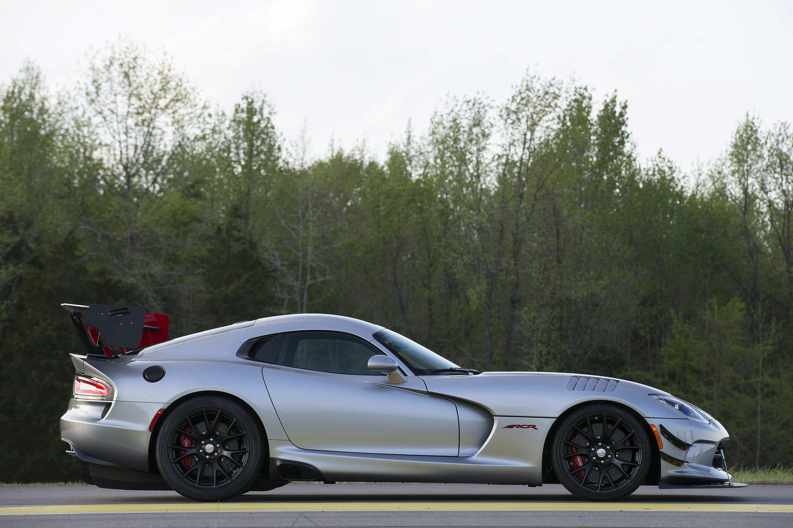 Dodge Viper ACR photo #31