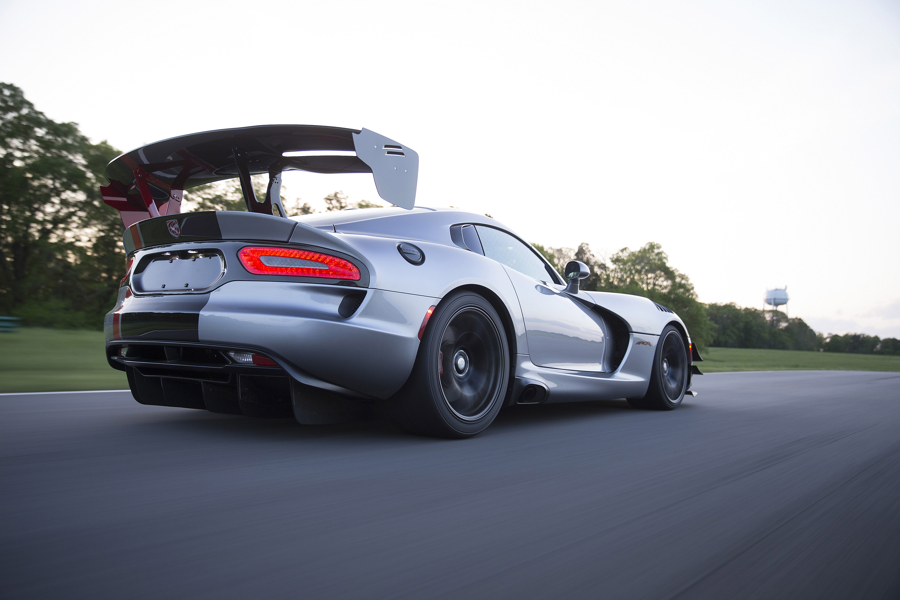 Dodge Viper ACR photo #36