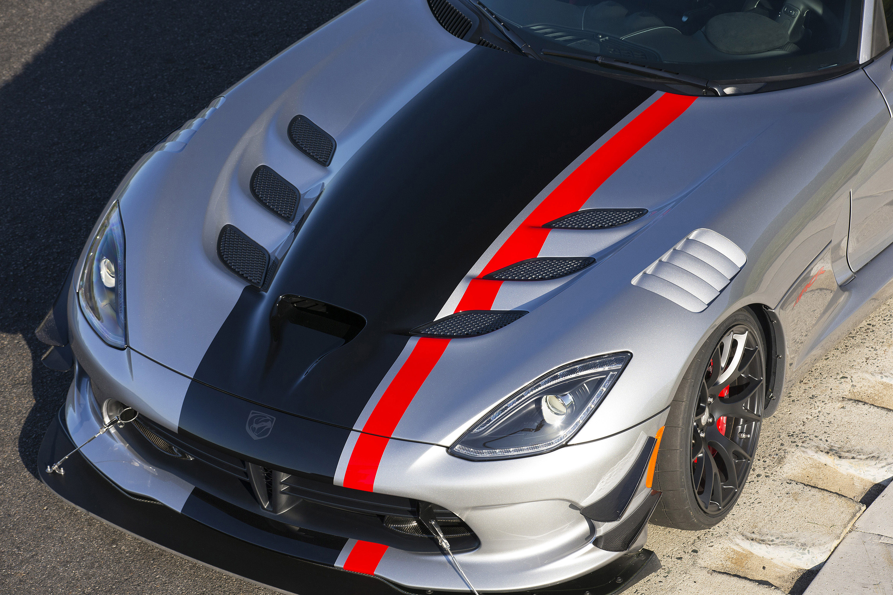 Dodge Viper ACR photo #44