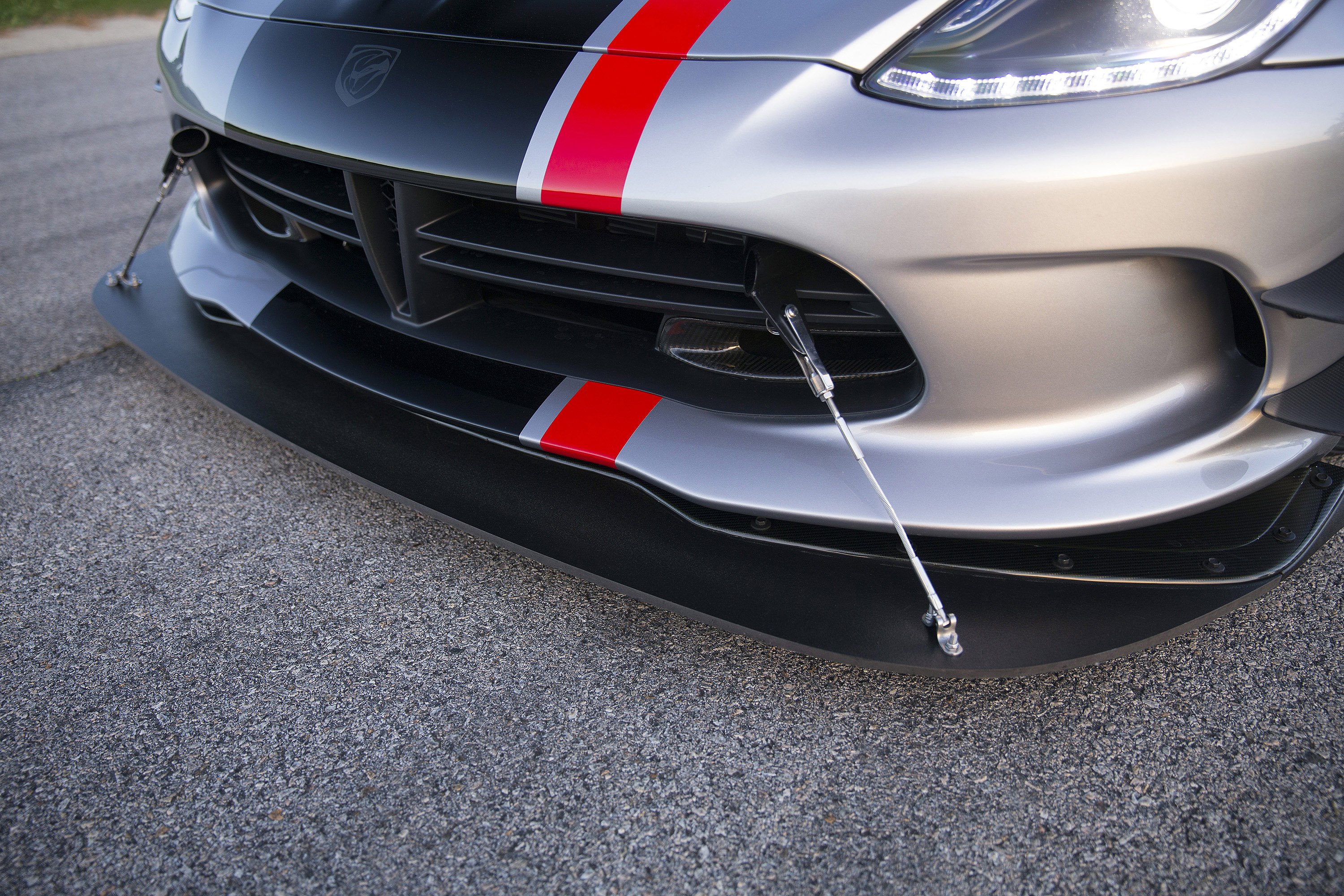 Dodge Viper ACR photo #47