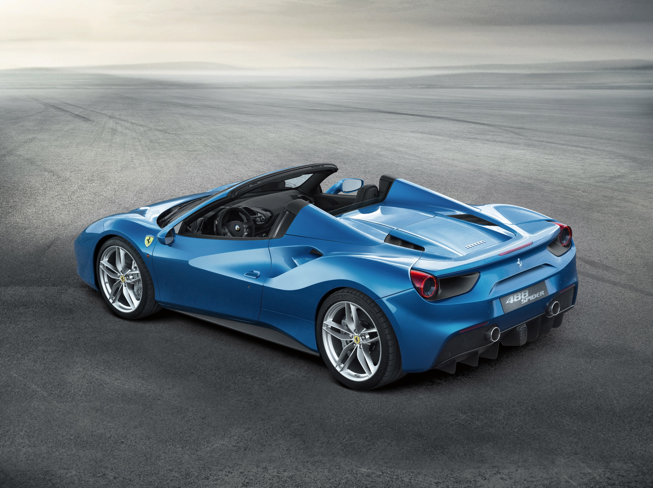 Ferrari 488 Spider photo #5