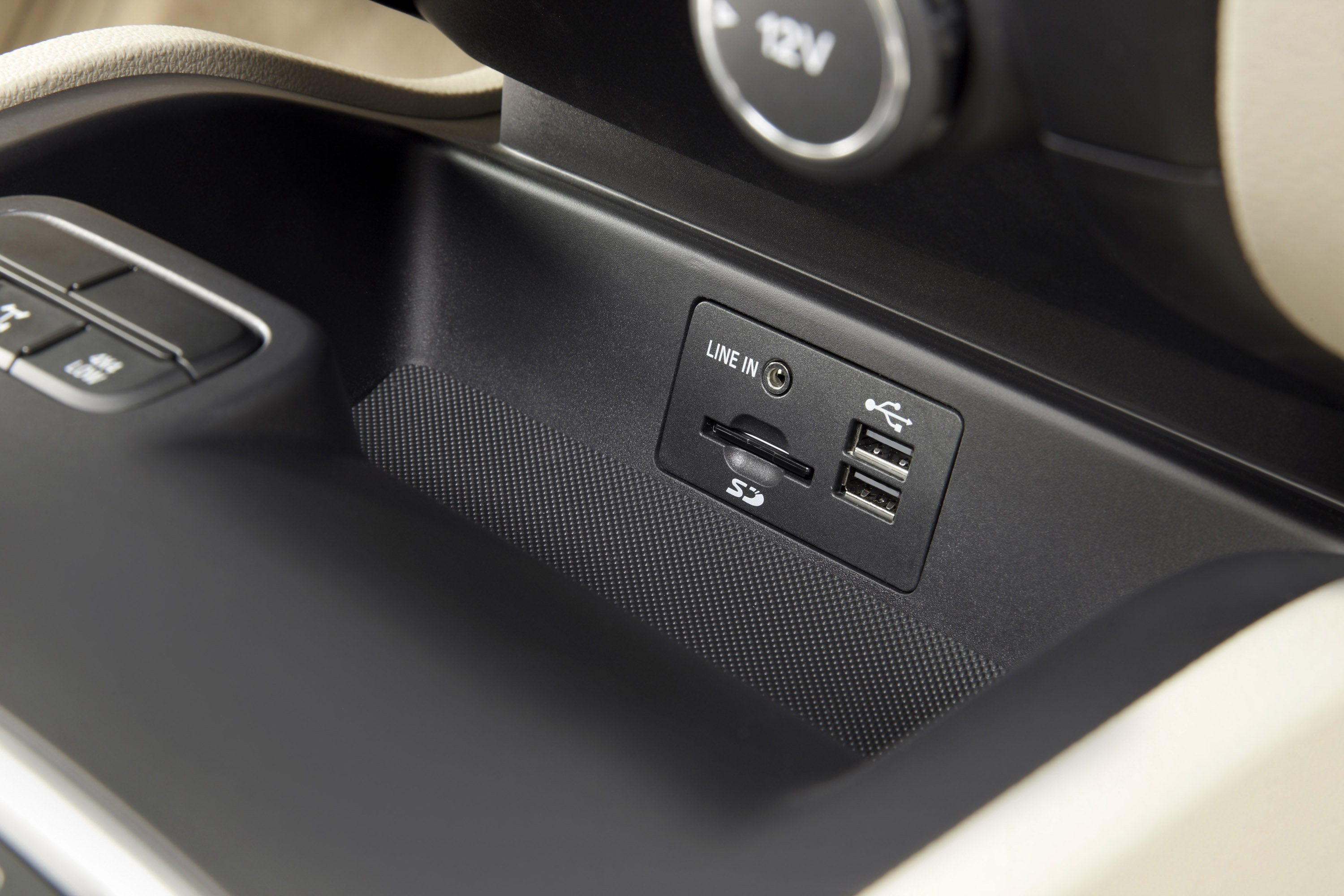 Ford Everest photo #30