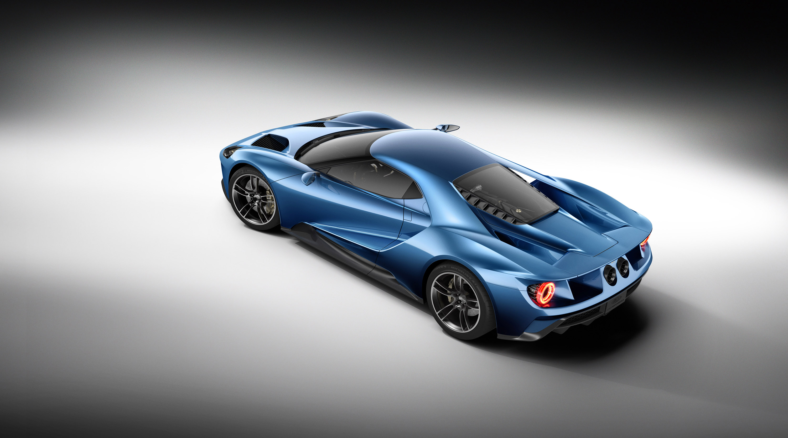 Ford GT photo #2