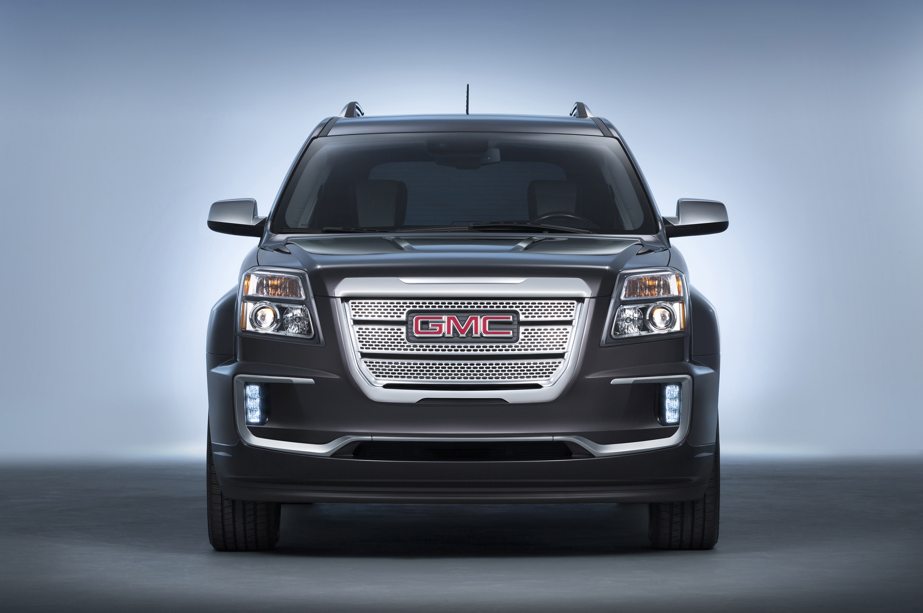 GMC Terrain Denali photo #2