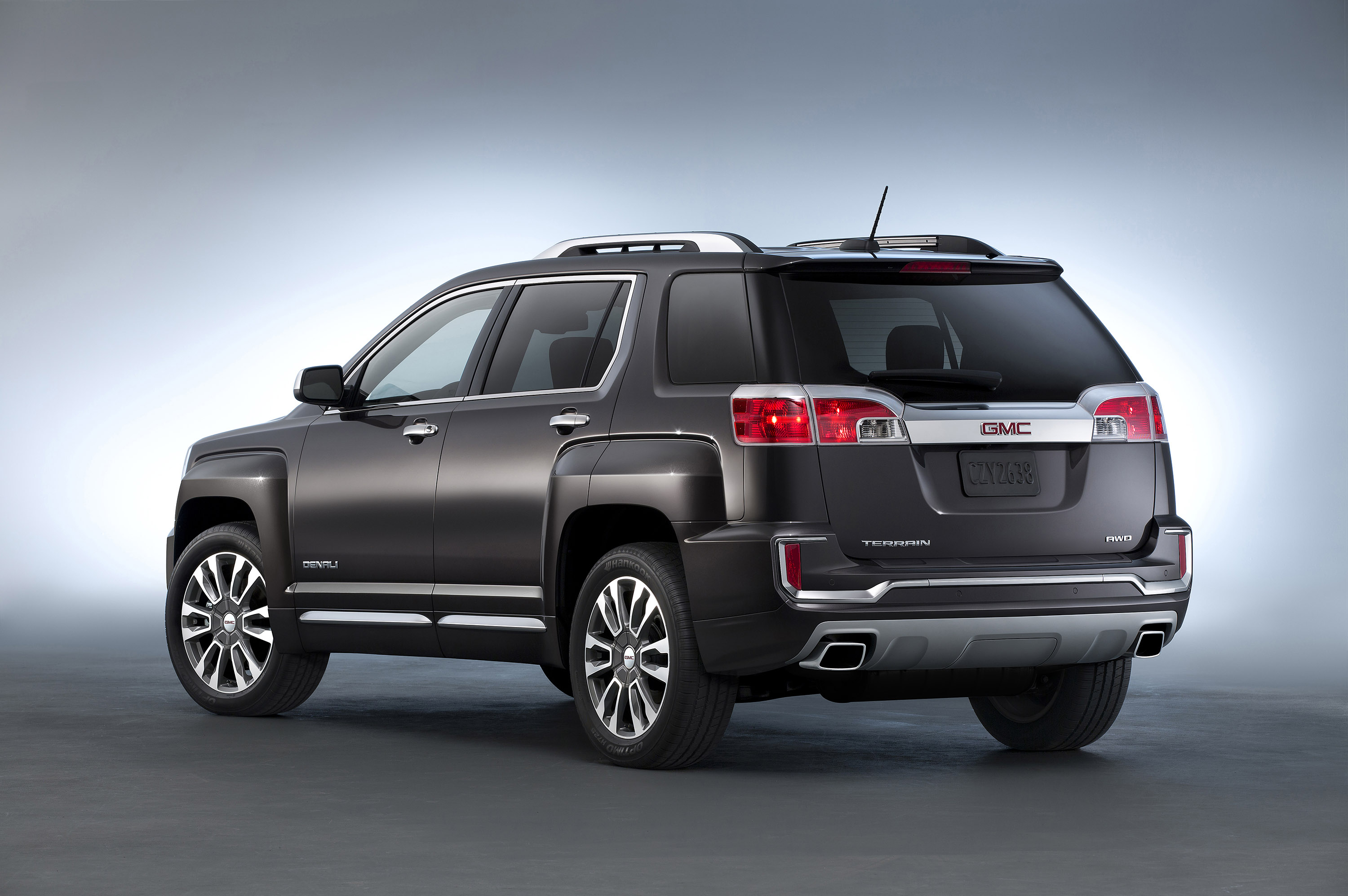 GMC Terrain Denali photo #3