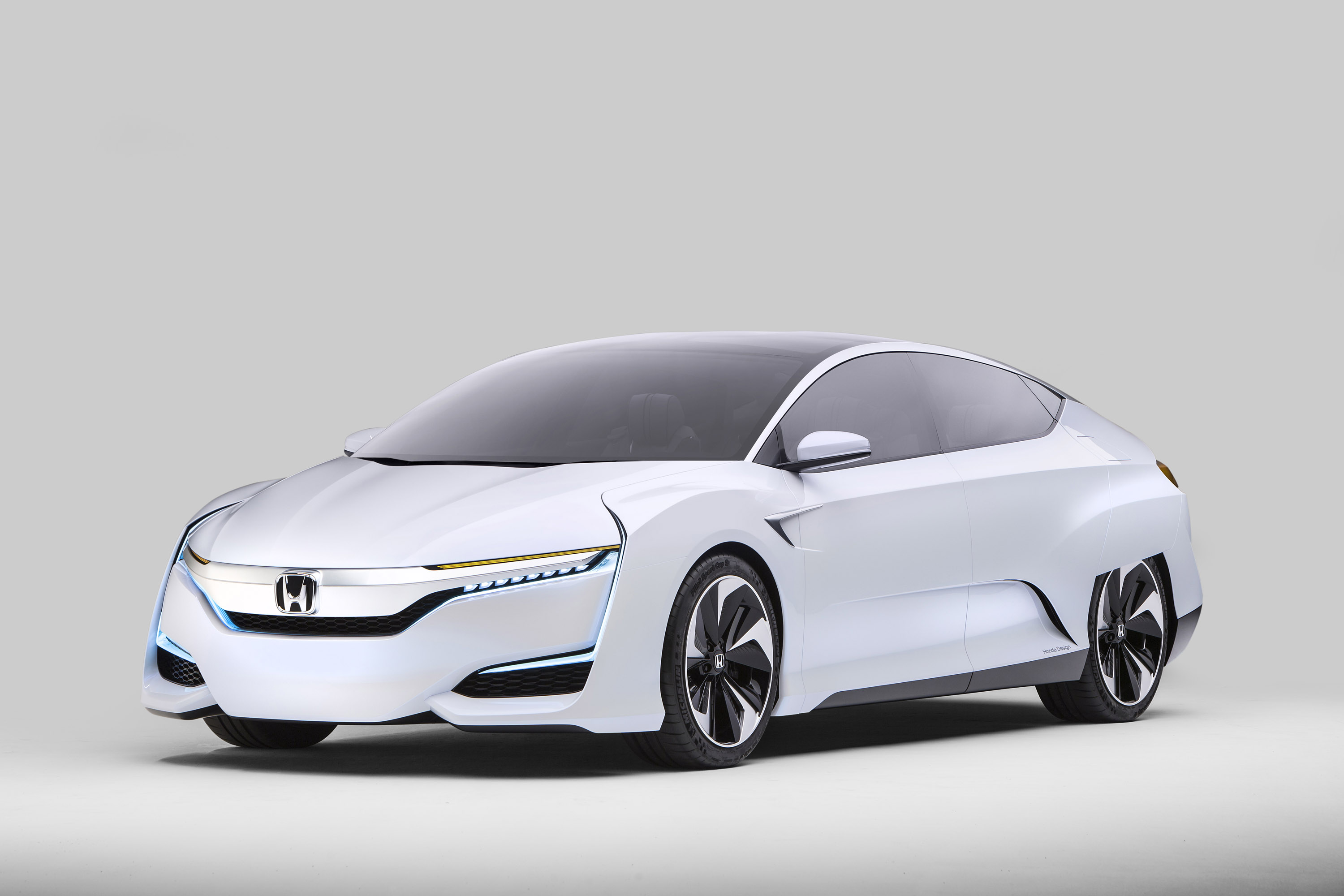 Honda FCV Concept photo #2