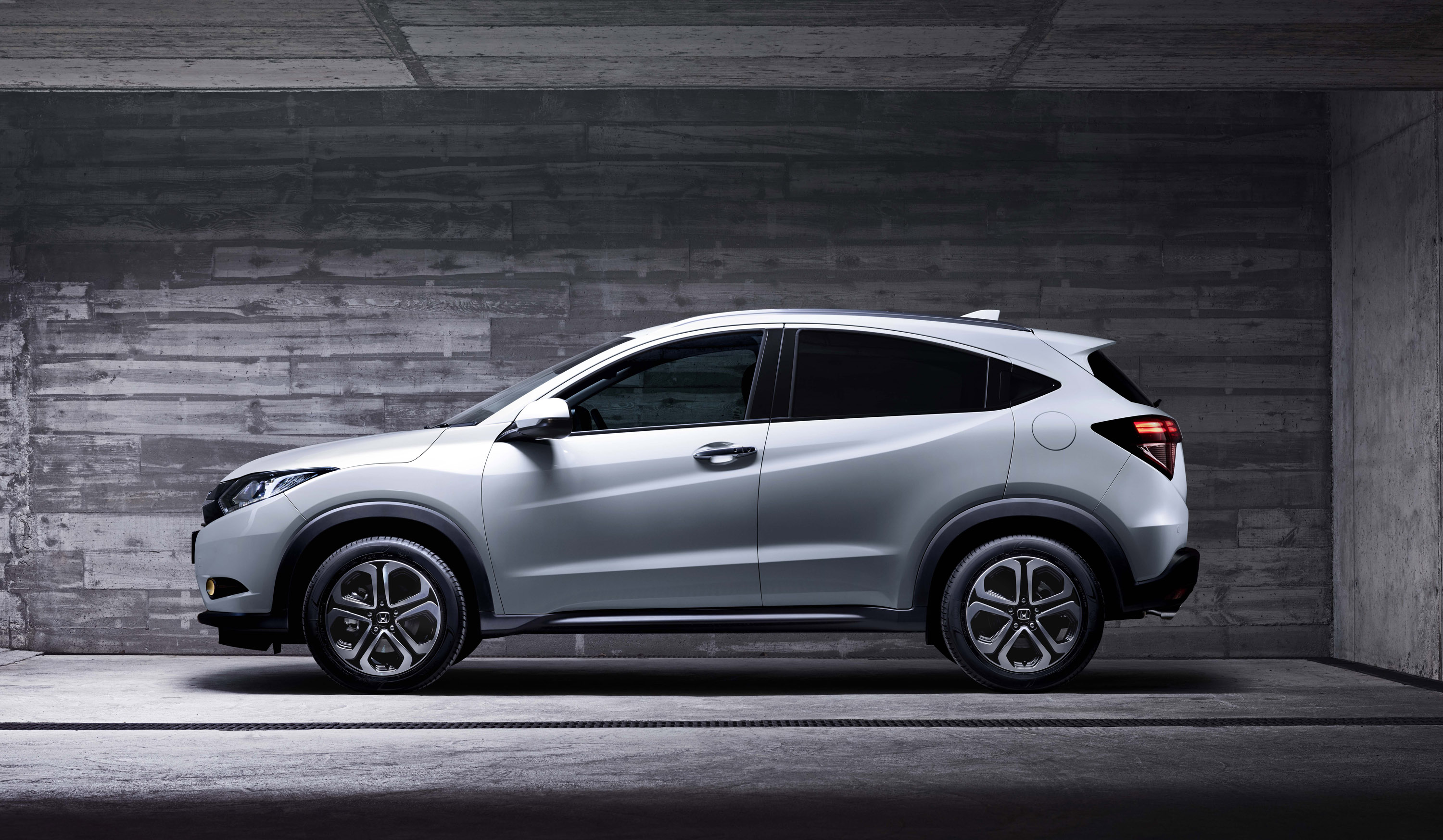 Honda HR-V EU-Version photo #3