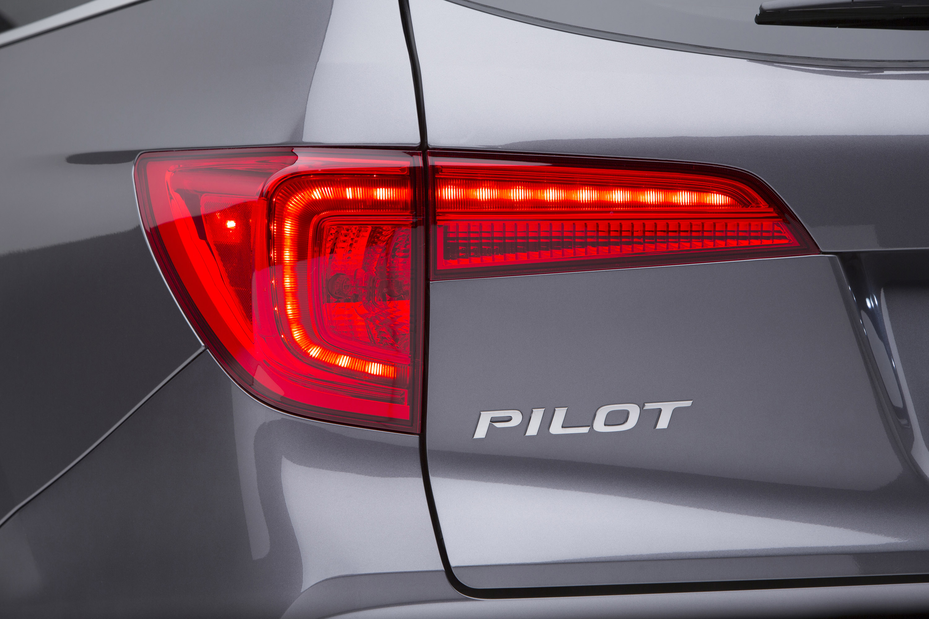 Honda Pilot photo #16