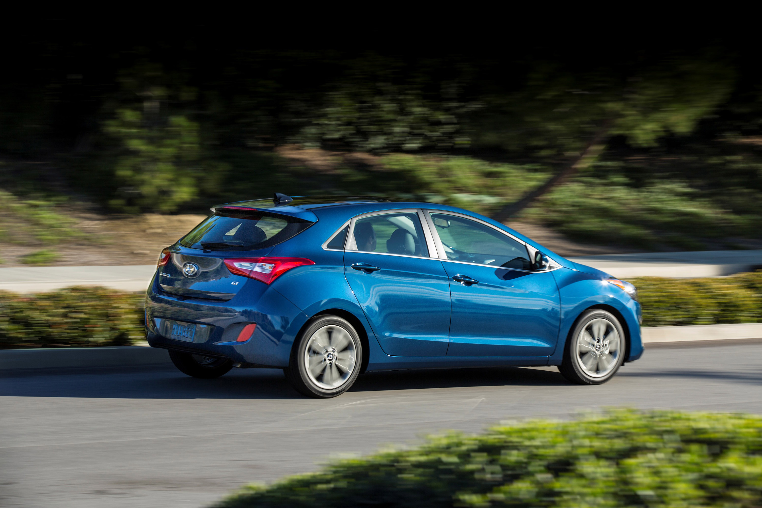 Hyundai Elantra GT photo #24