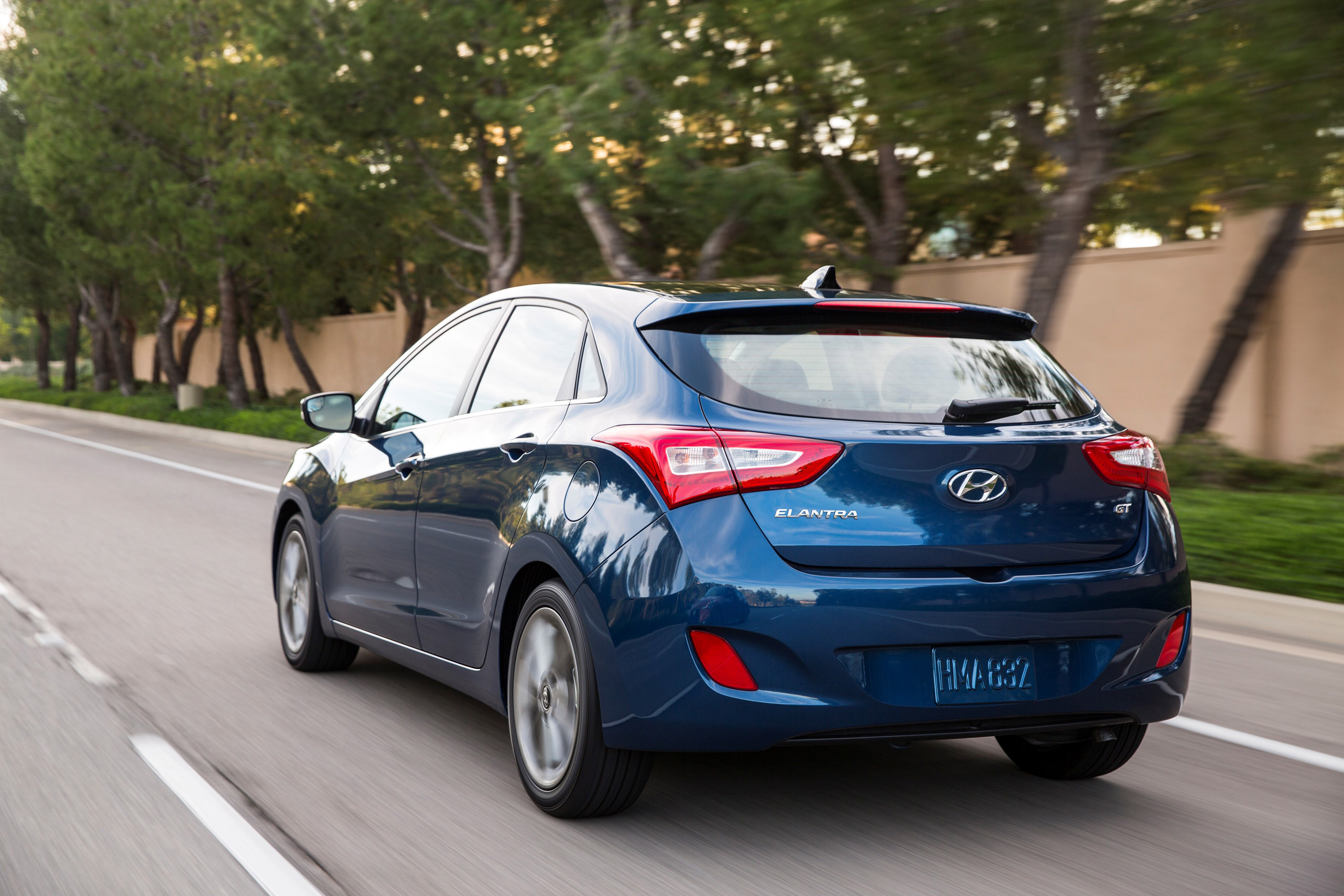 Hyundai Elantra GT photo #27