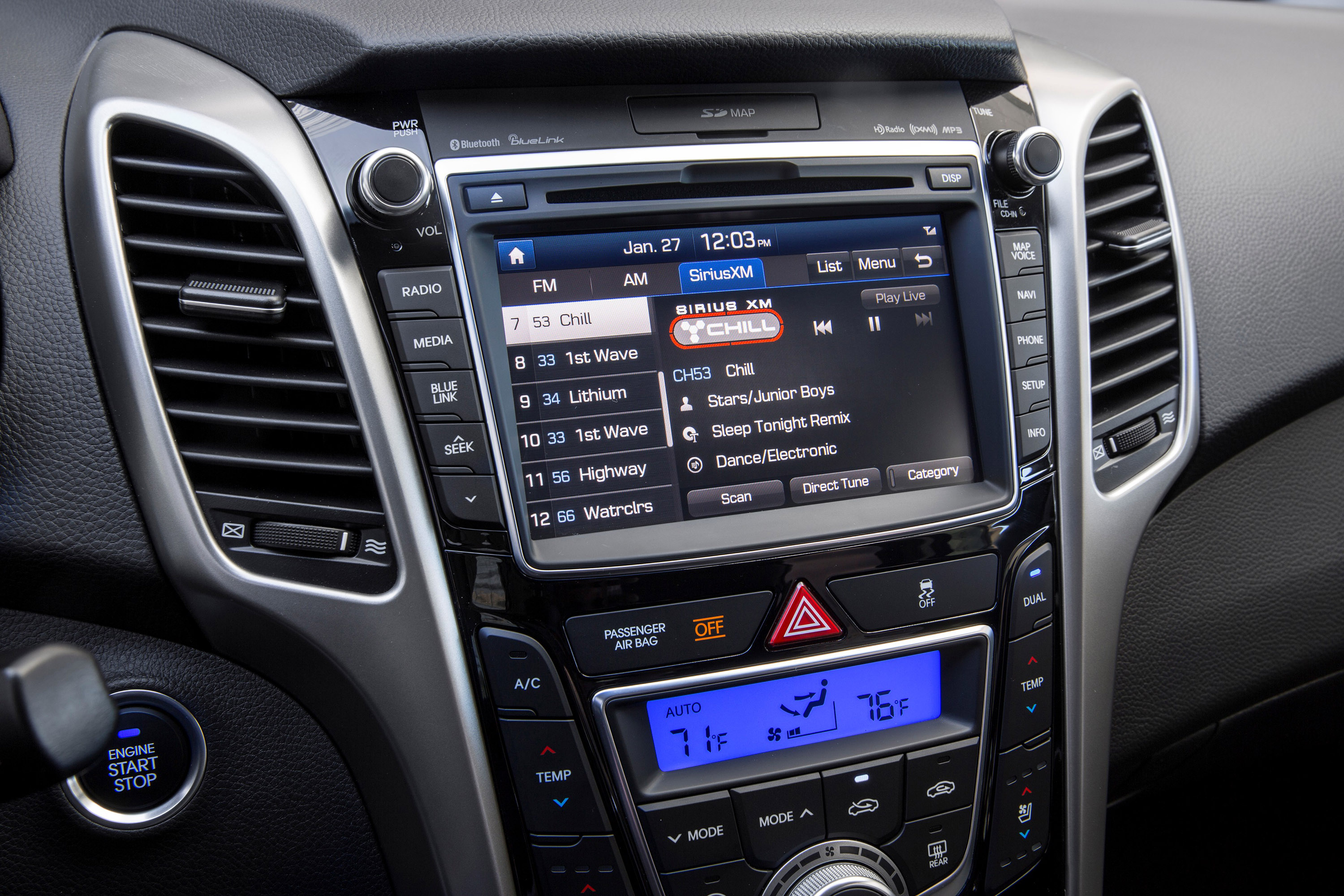 Hyundai Elantra GT photo #40