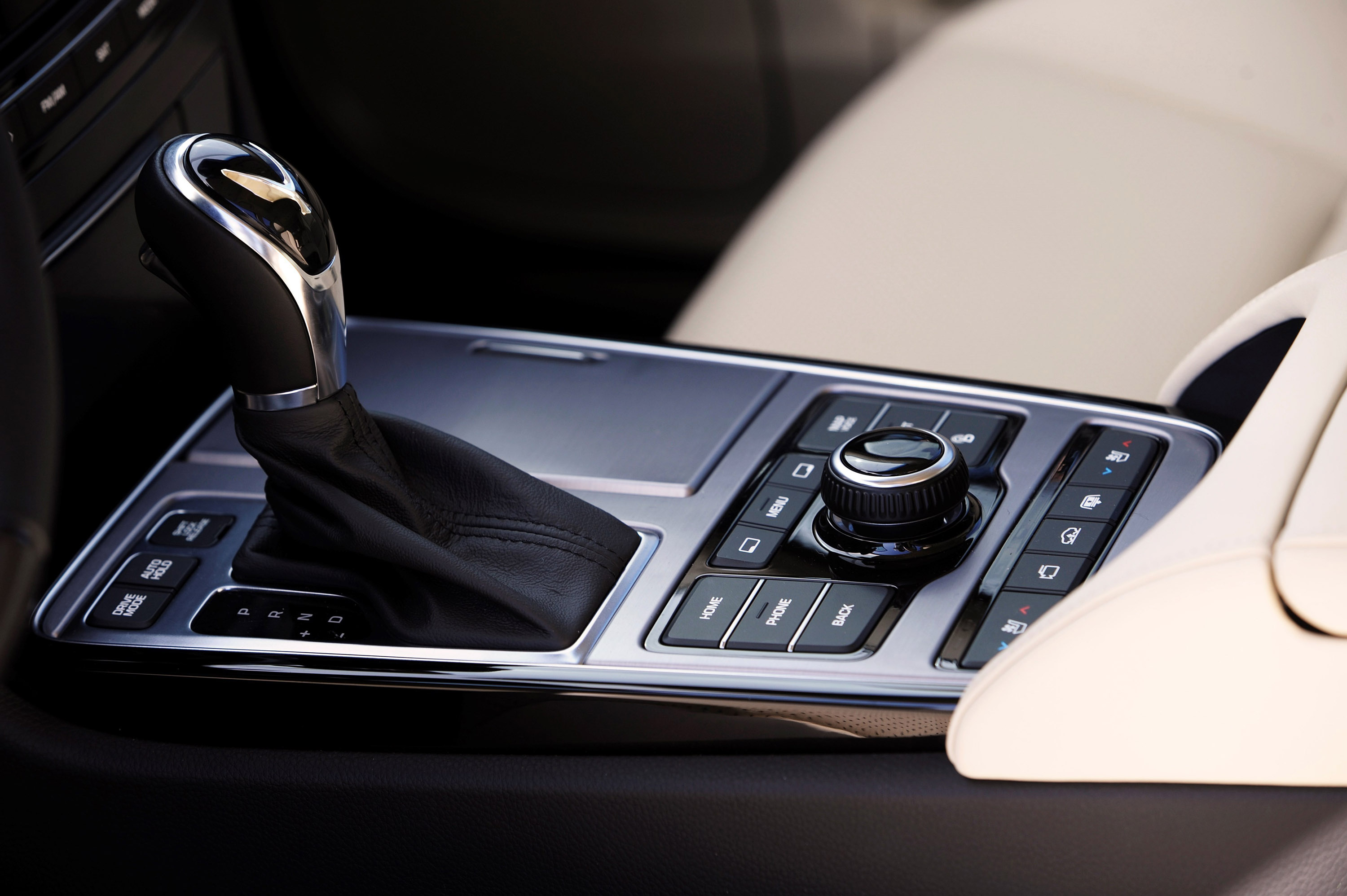 Hyundai Equus photo #19