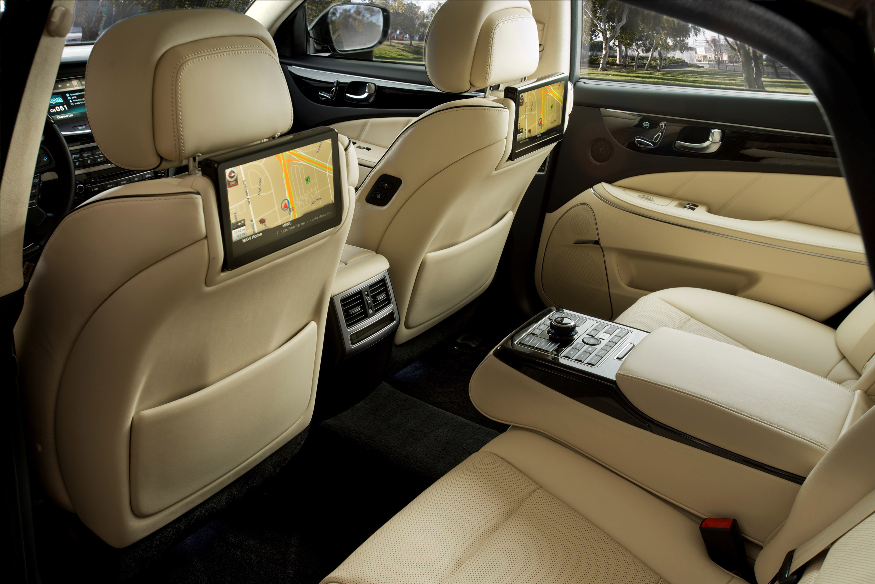 Hyundai Equus photo #27