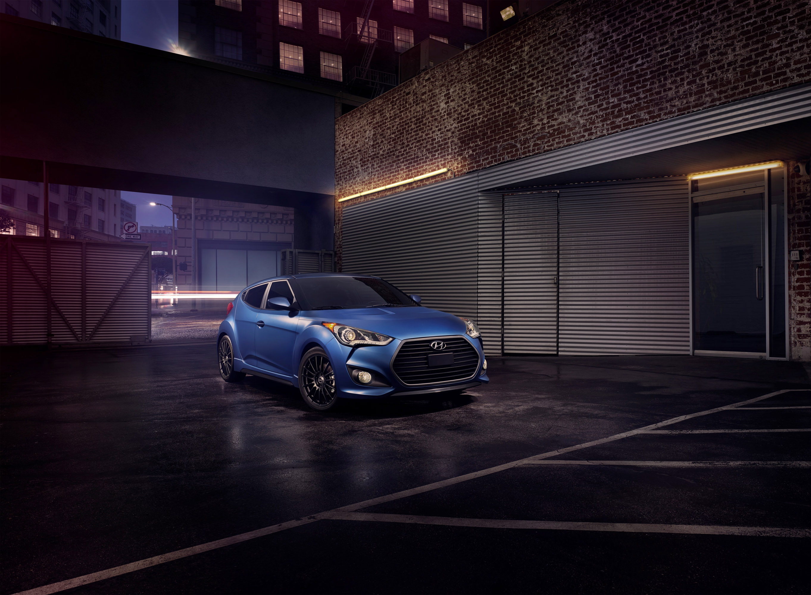 Hyundai Veloster photo #3