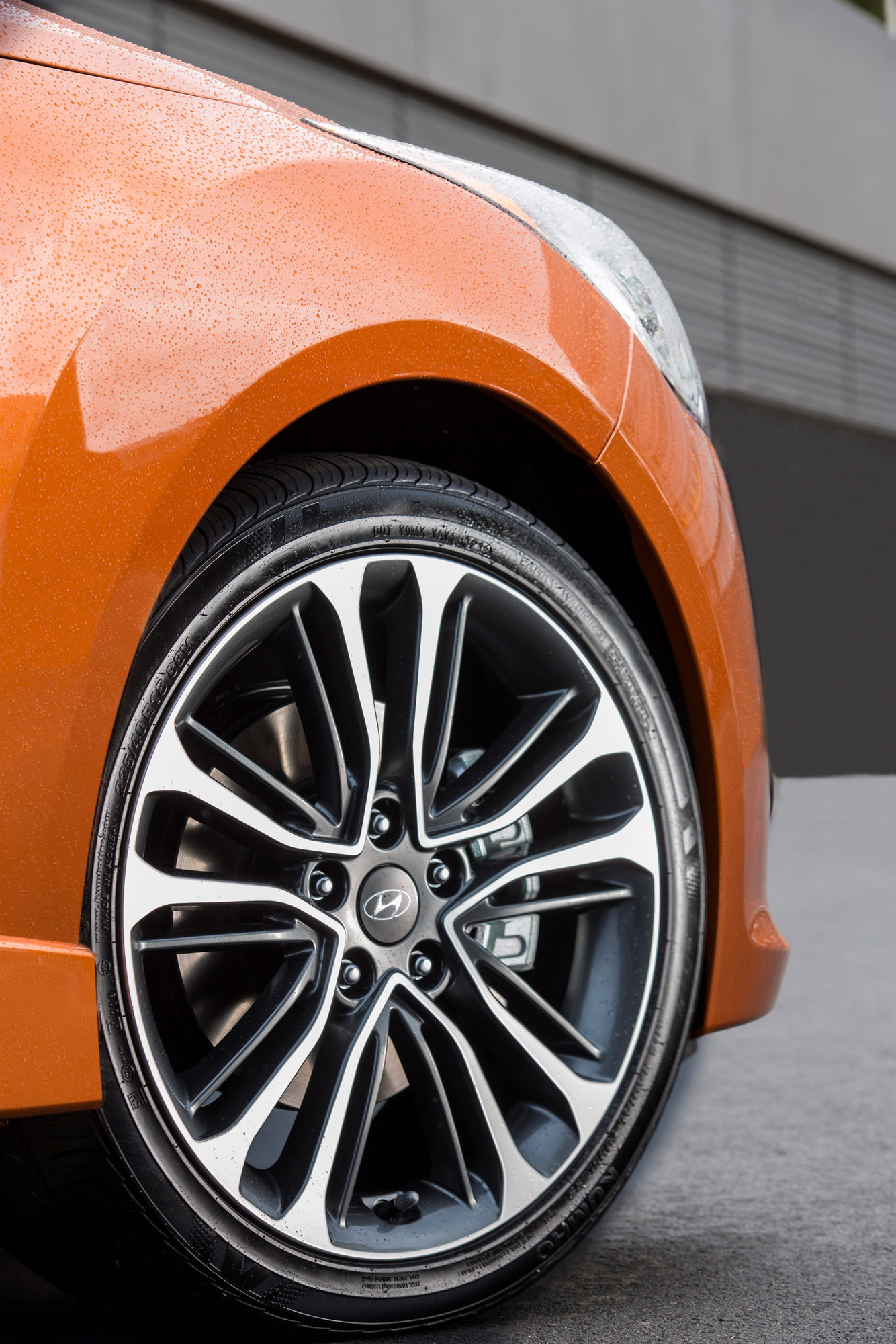 Hyundai Veloster photo #46