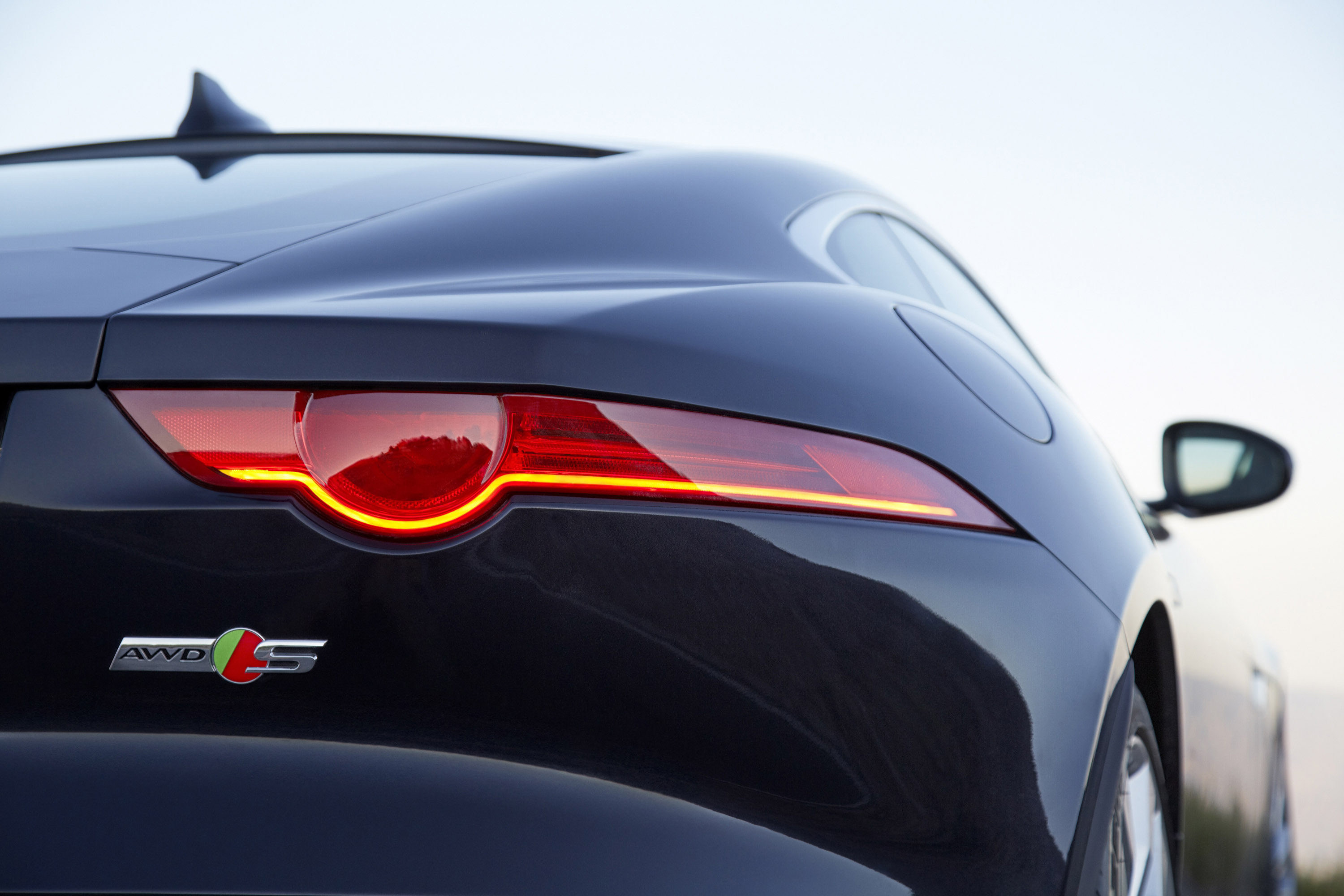 Jaguar F-Type photo #49