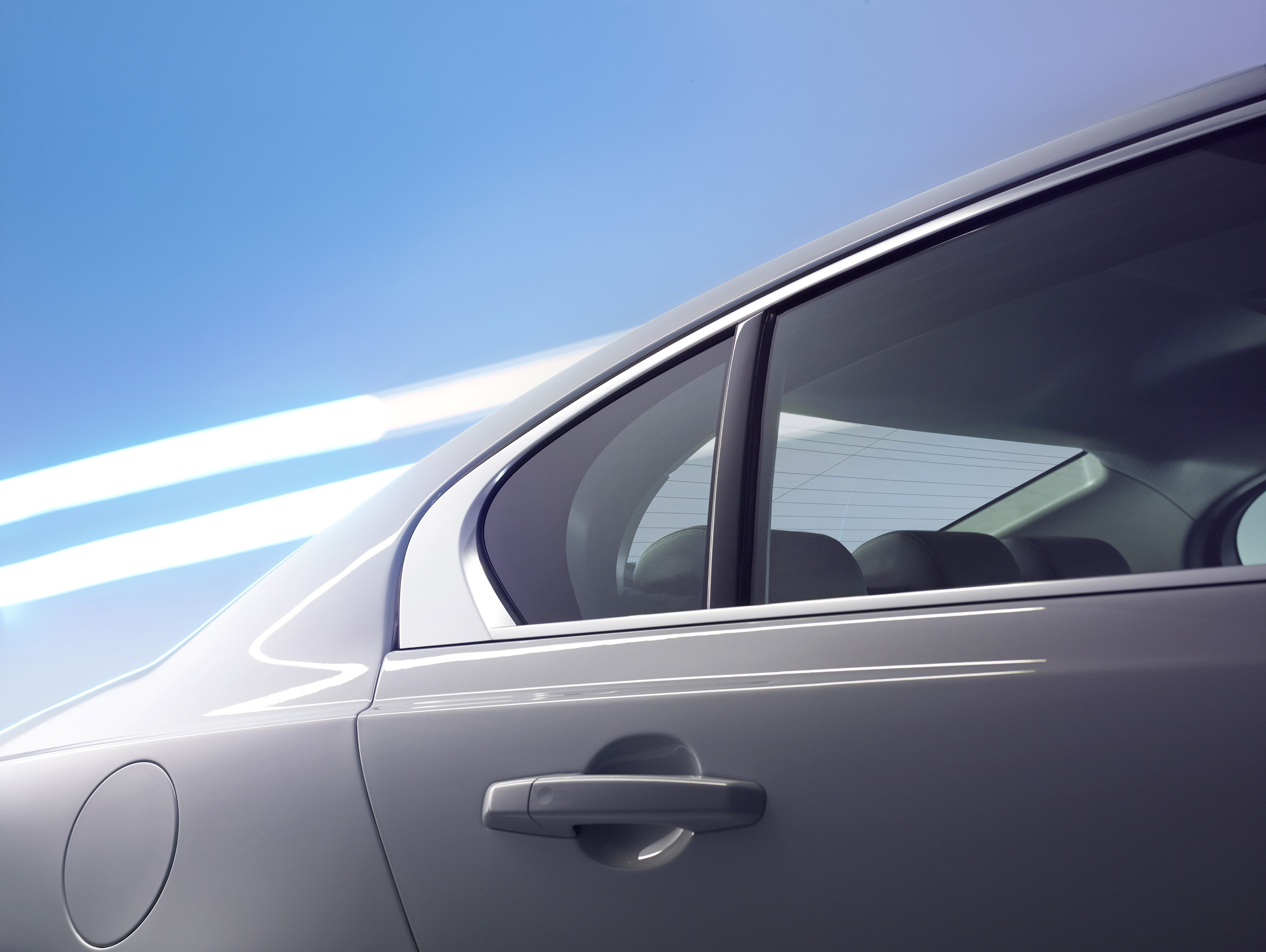 Jaguar XE photo #53