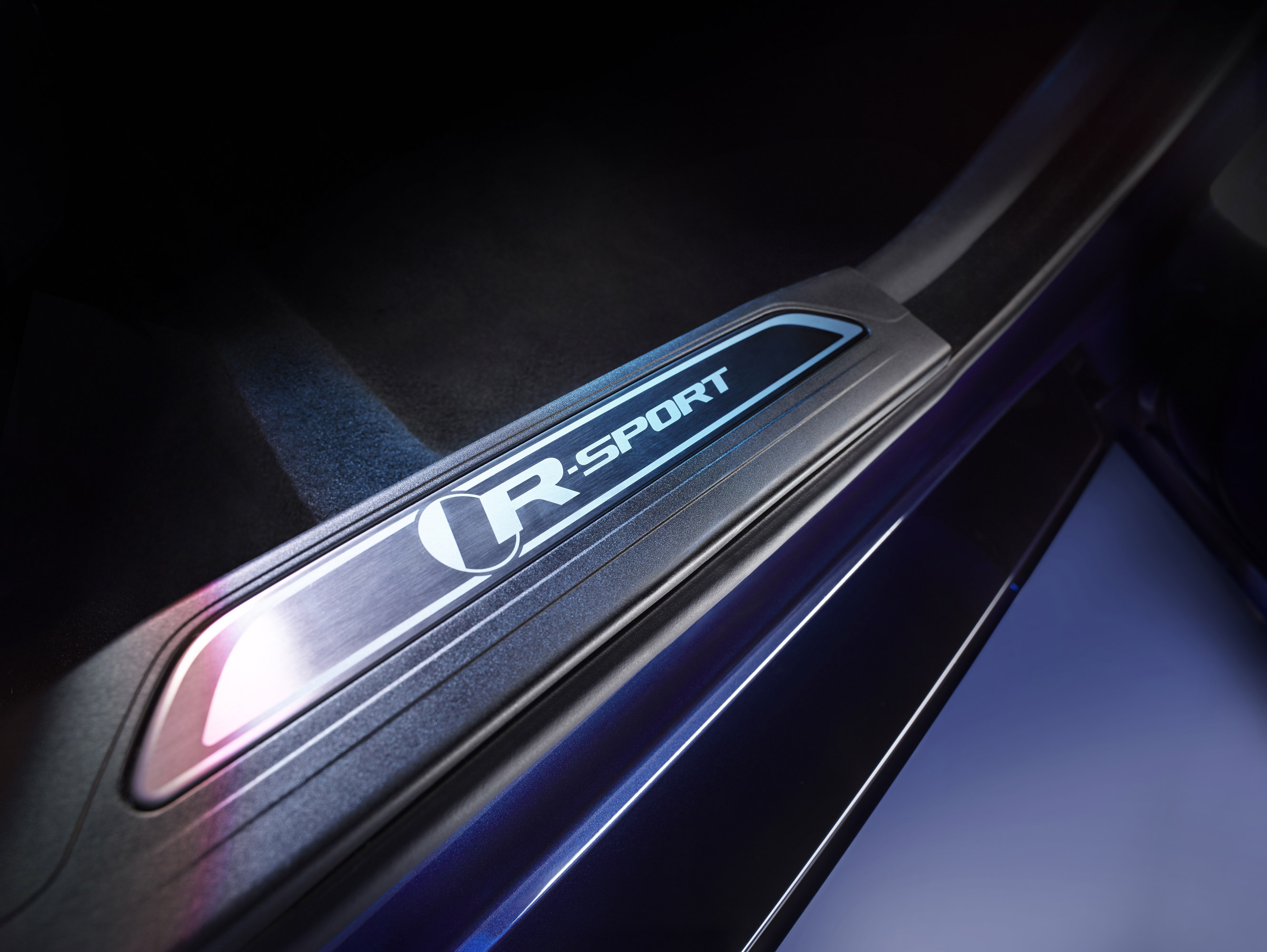 Jaguar XE photo #57