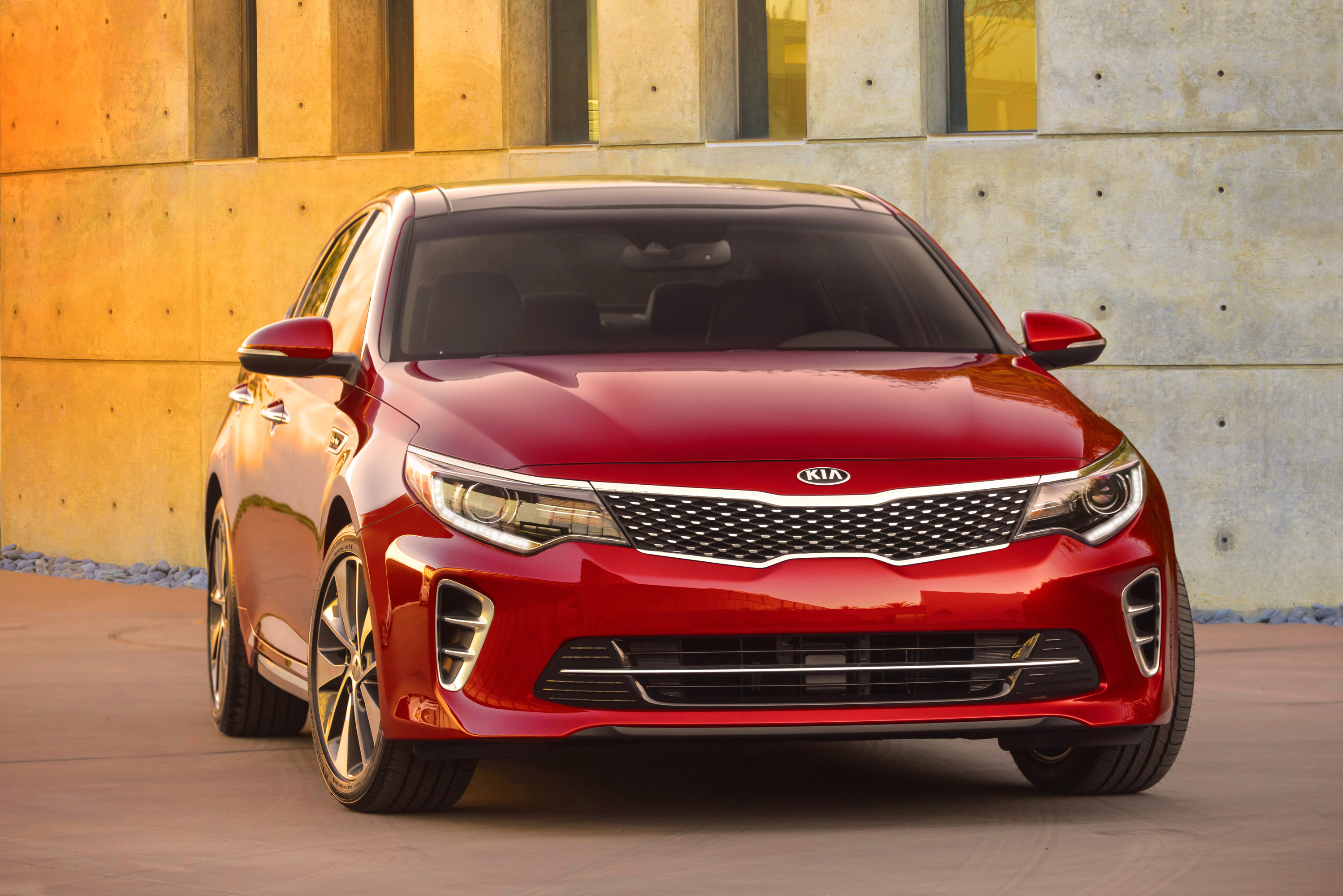 Kia Optima photo #1