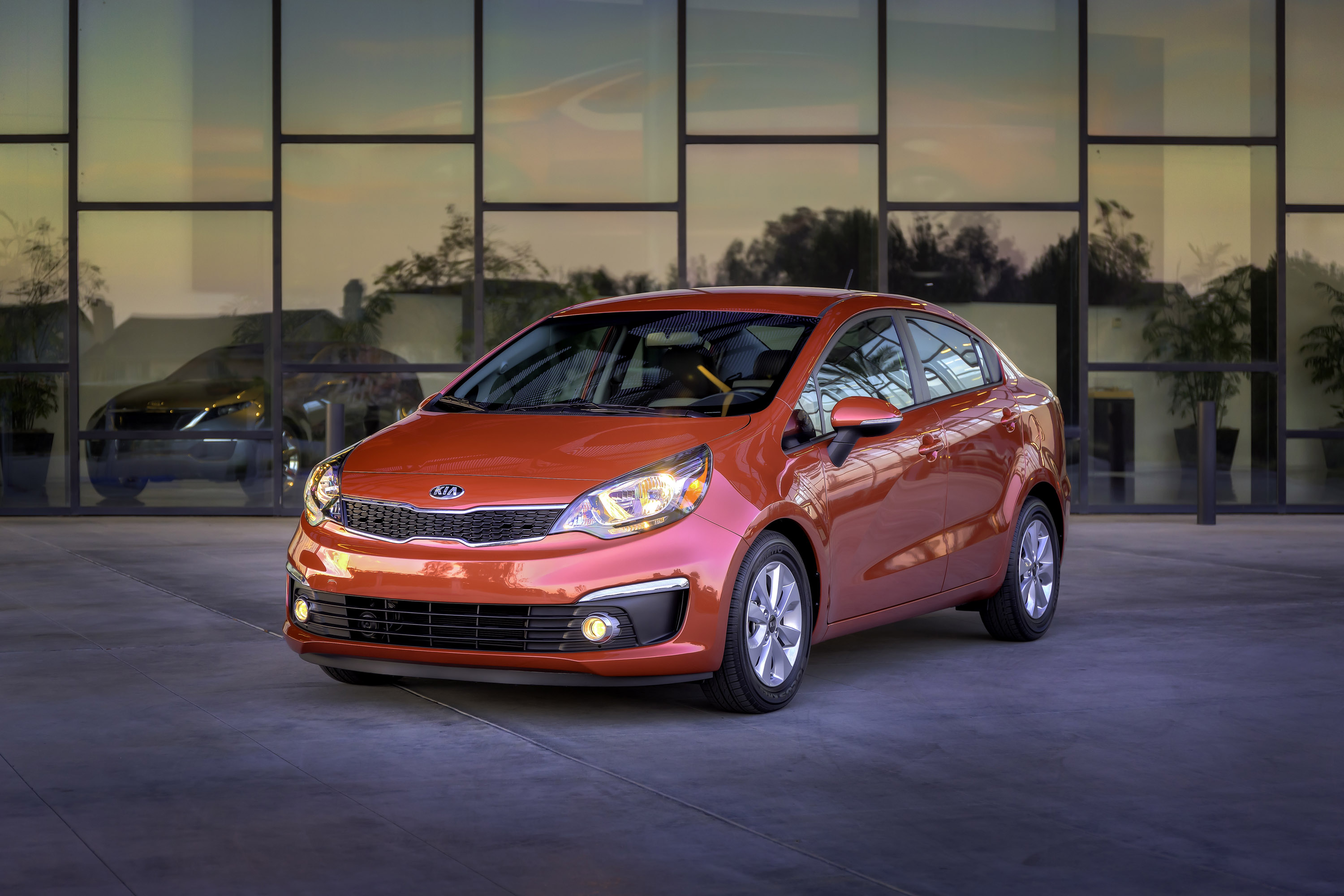 Kia Rio Sedan photo #2