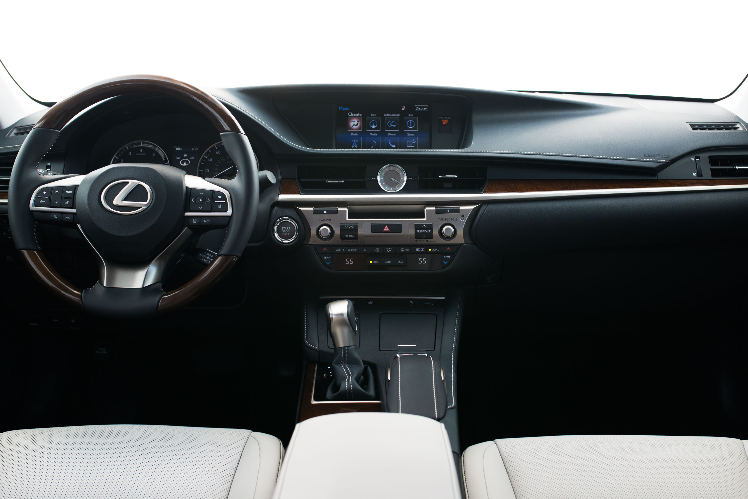 Lexus ES350 photo #19