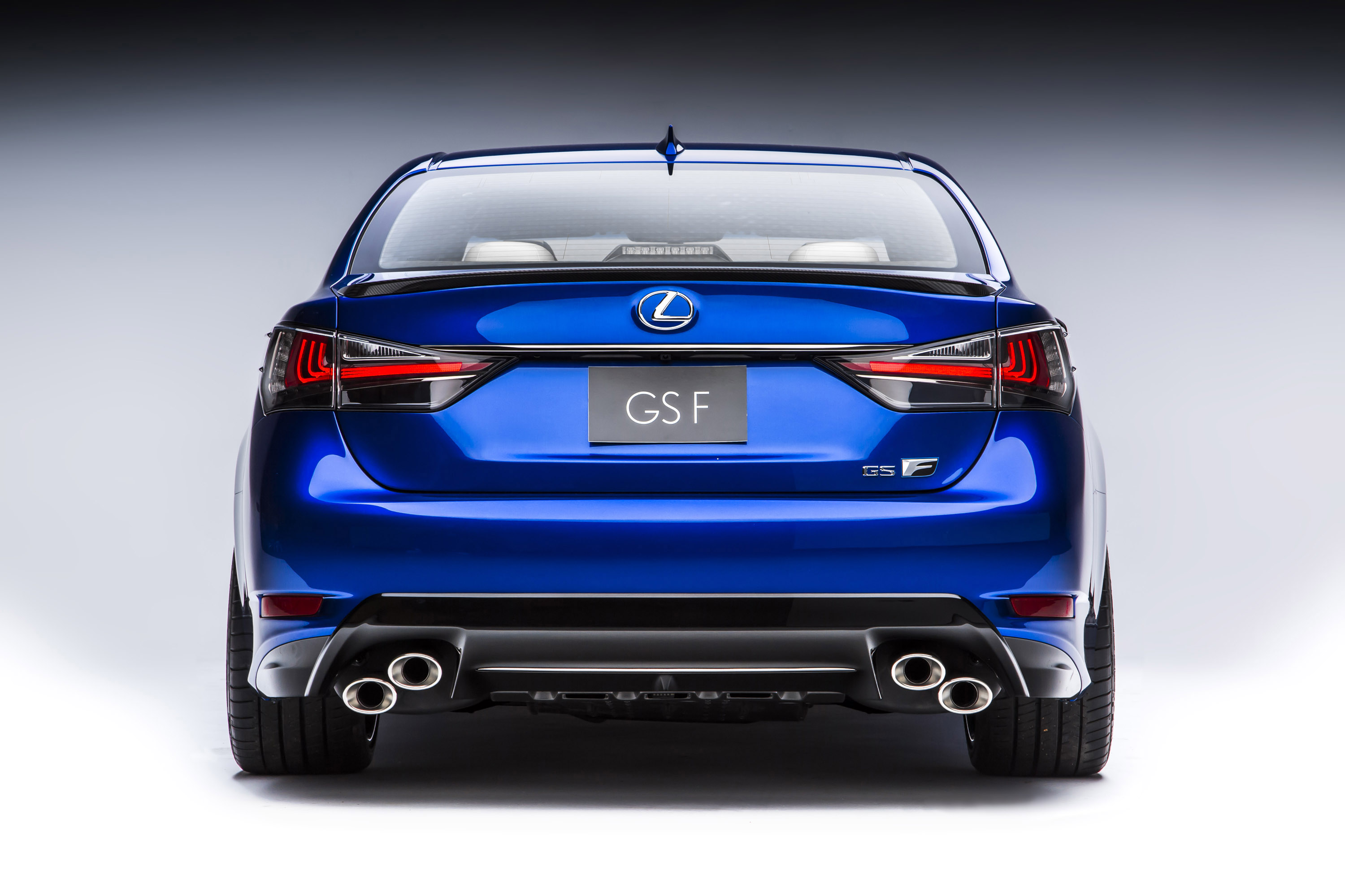 Lexus GS F photo #21