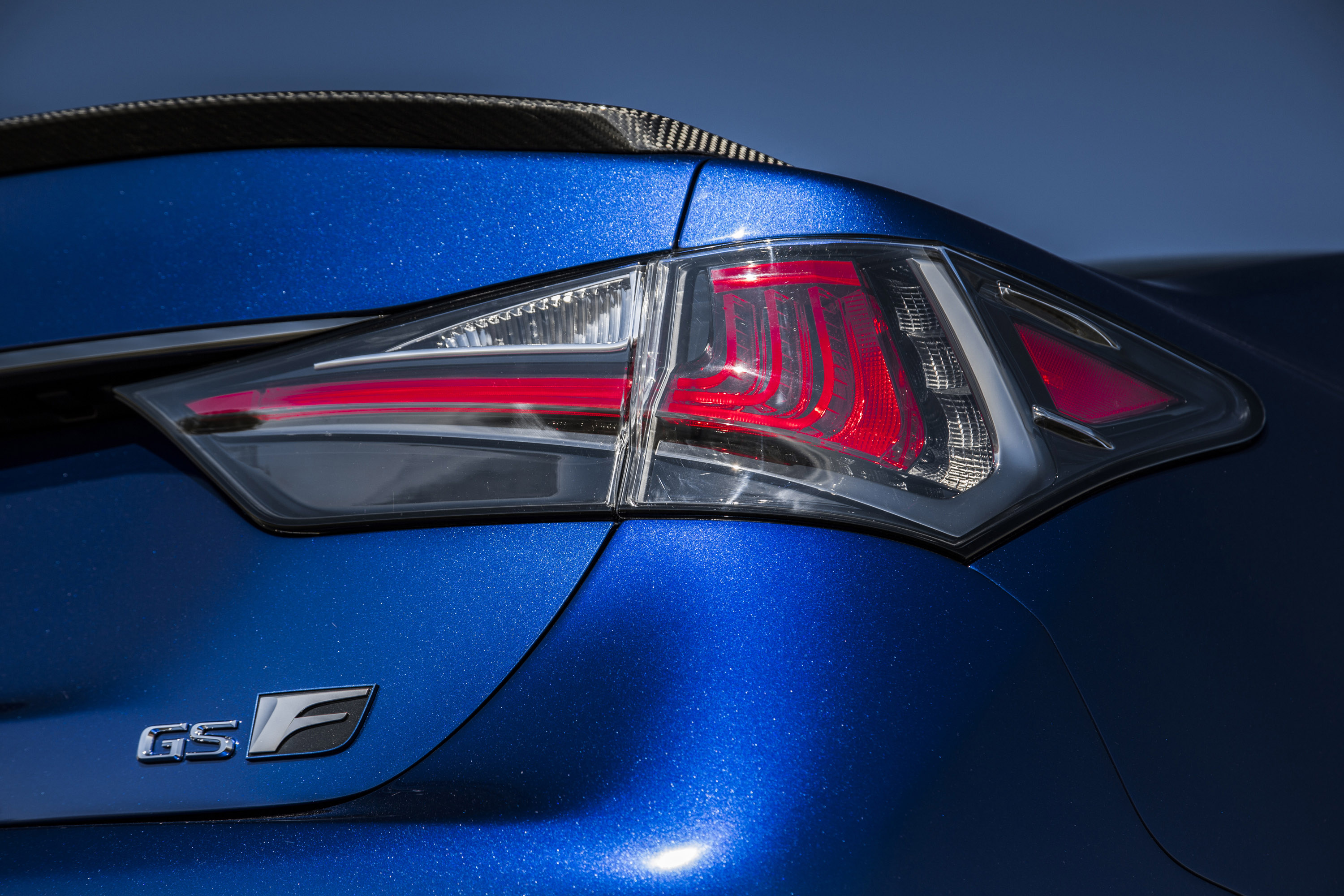 Lexus GS F photo #24