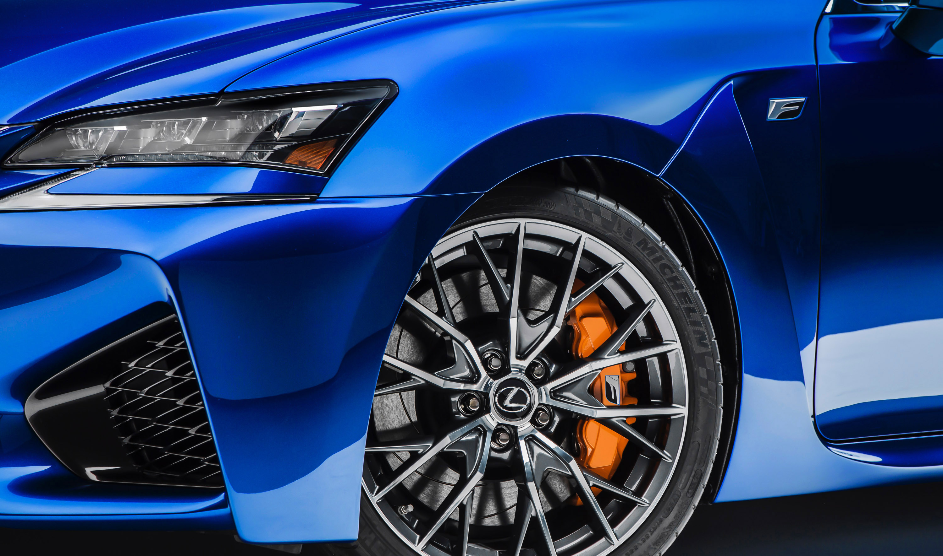 Lexus GS F photo #30