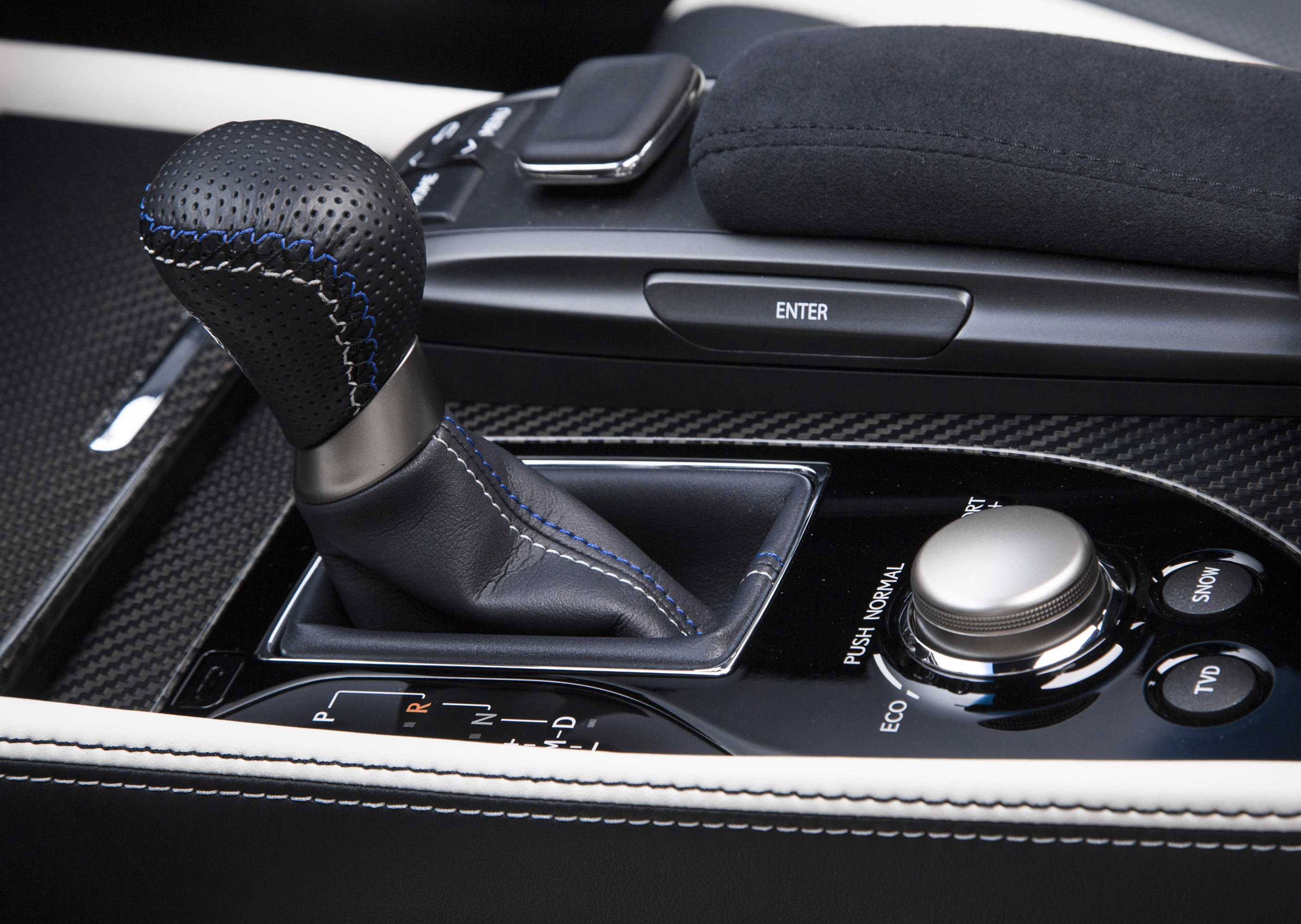 Lexus GS F photo #39