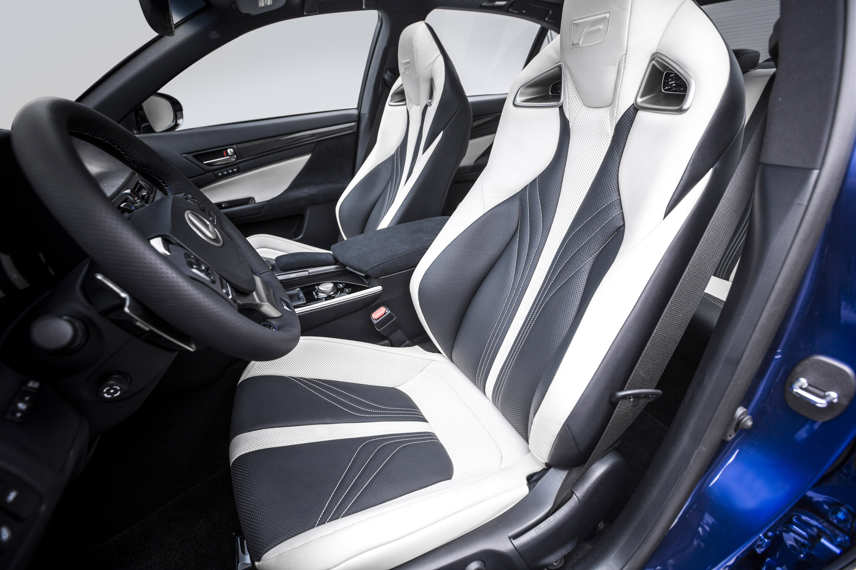 Lexus GS F photo #43