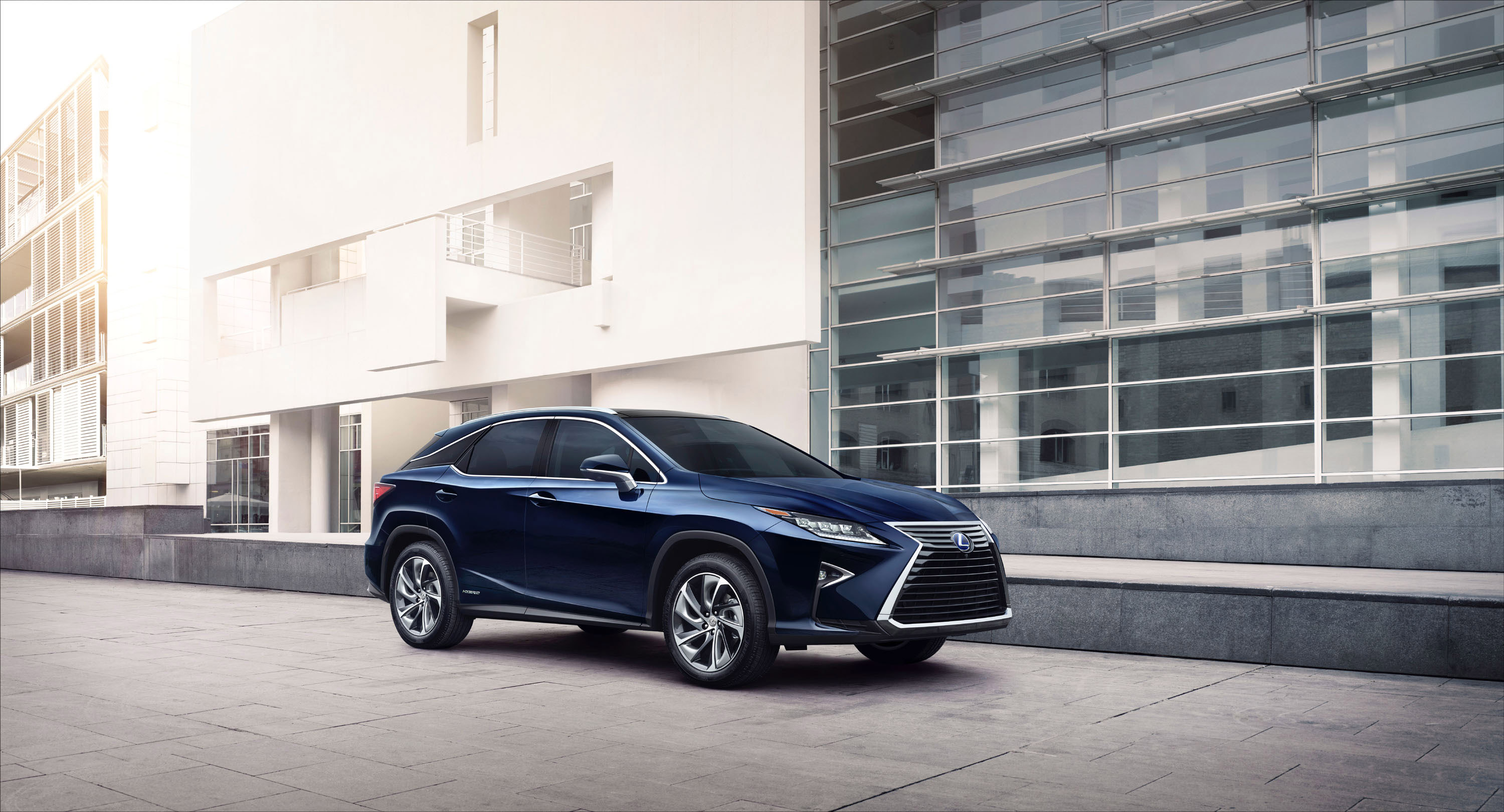 Lexus RX 450h photo #2