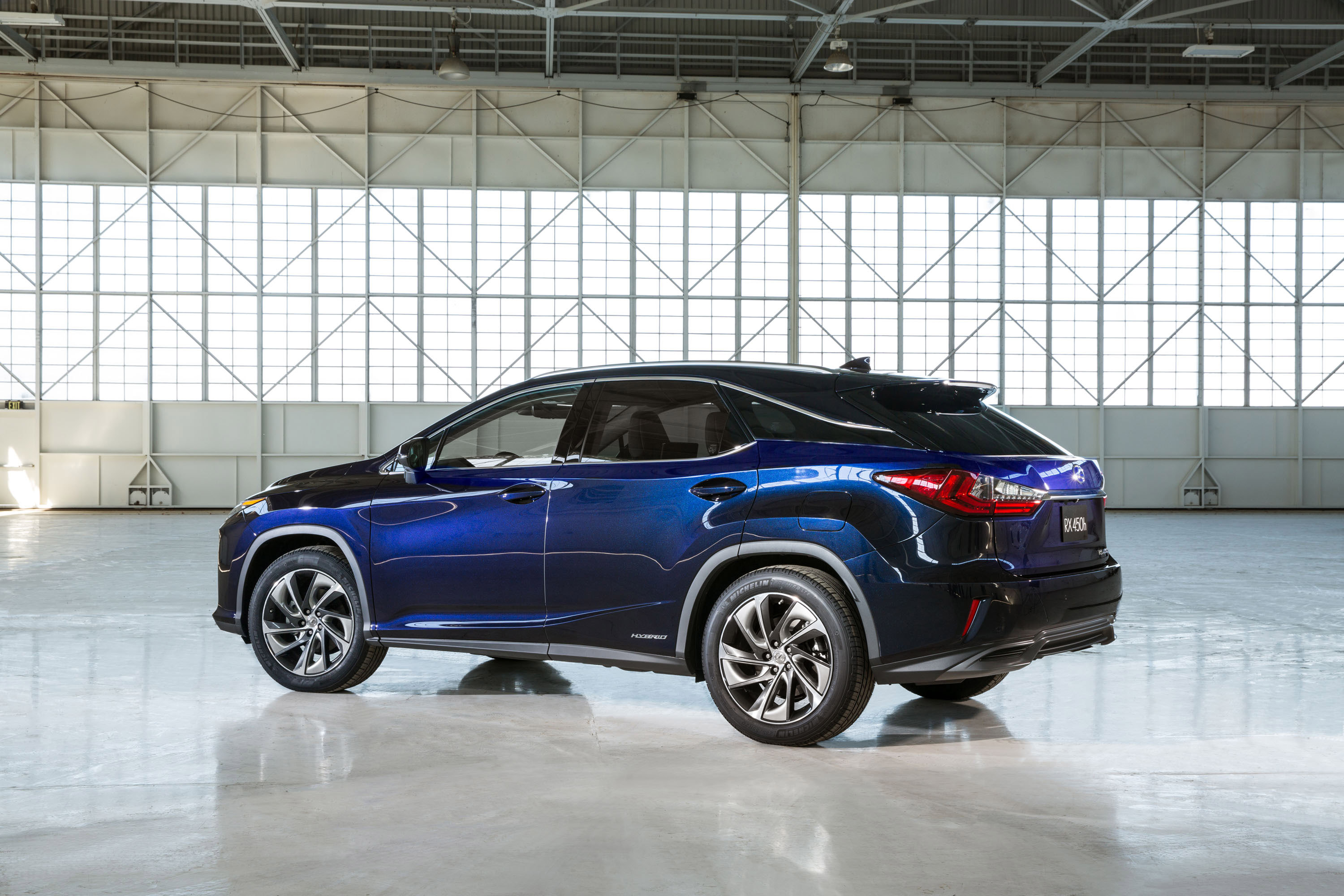 Lexus RX 450h photo #9