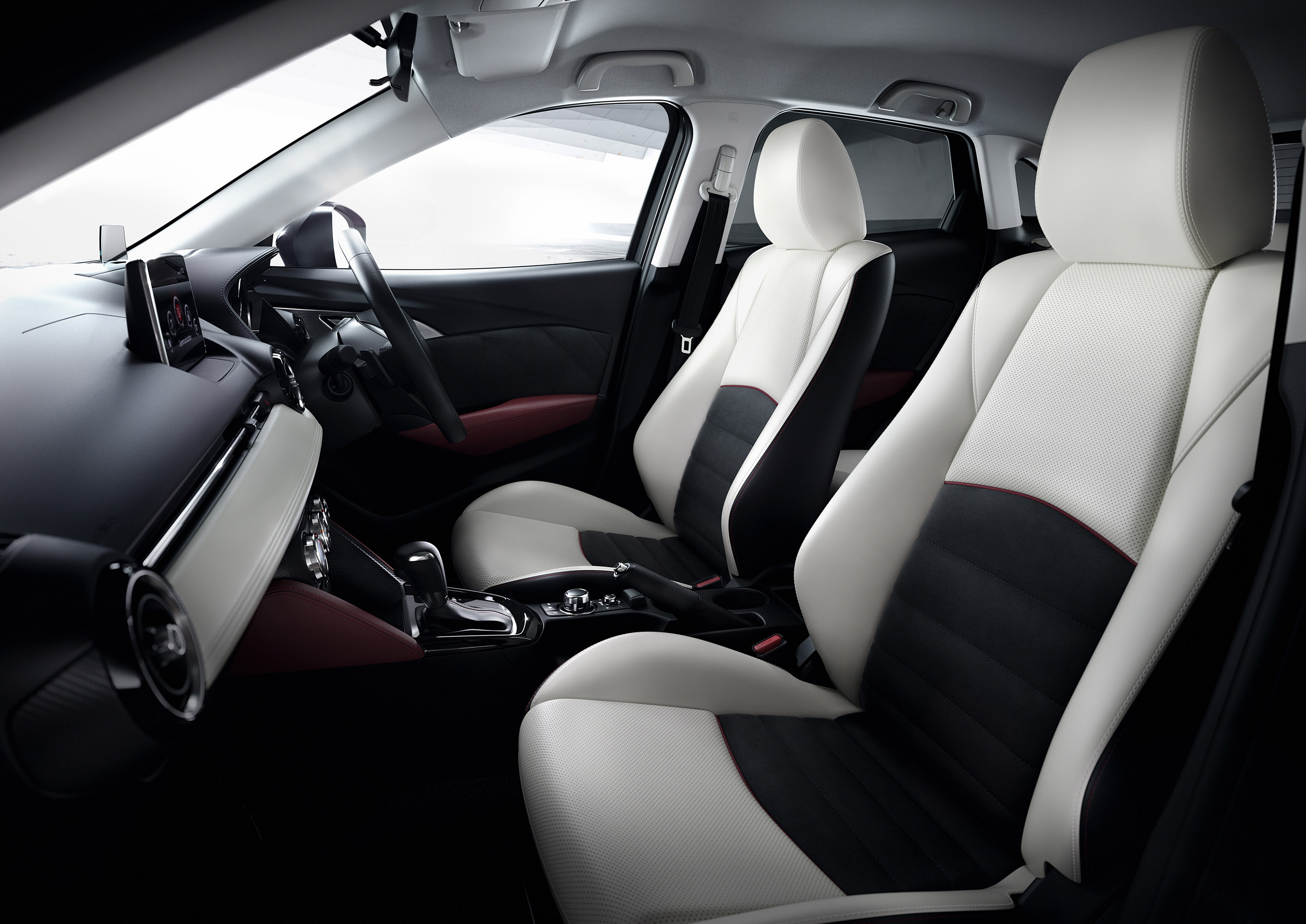 Mazda CX-3 photo #40