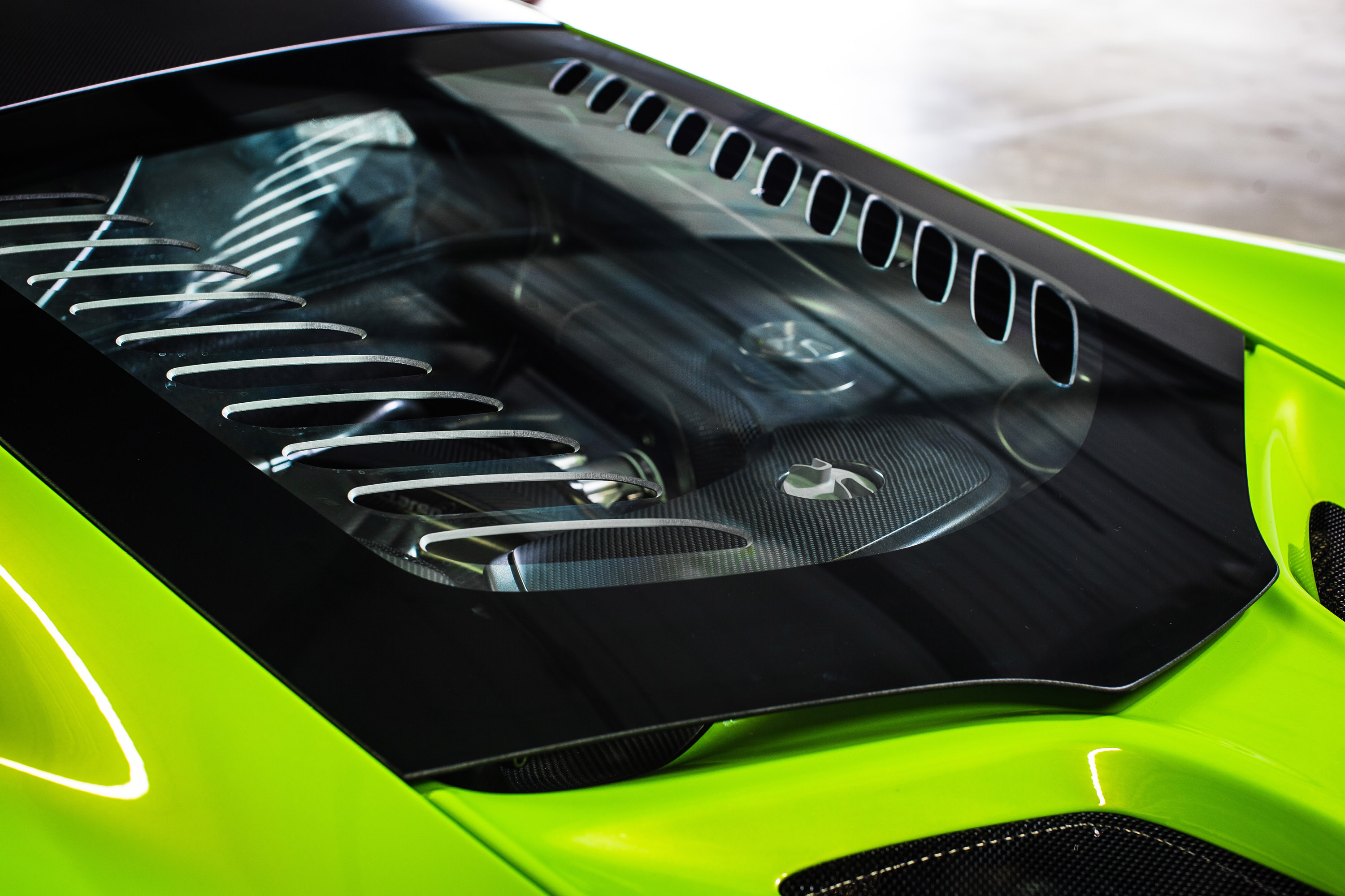 McLaren 675LT photo #28
