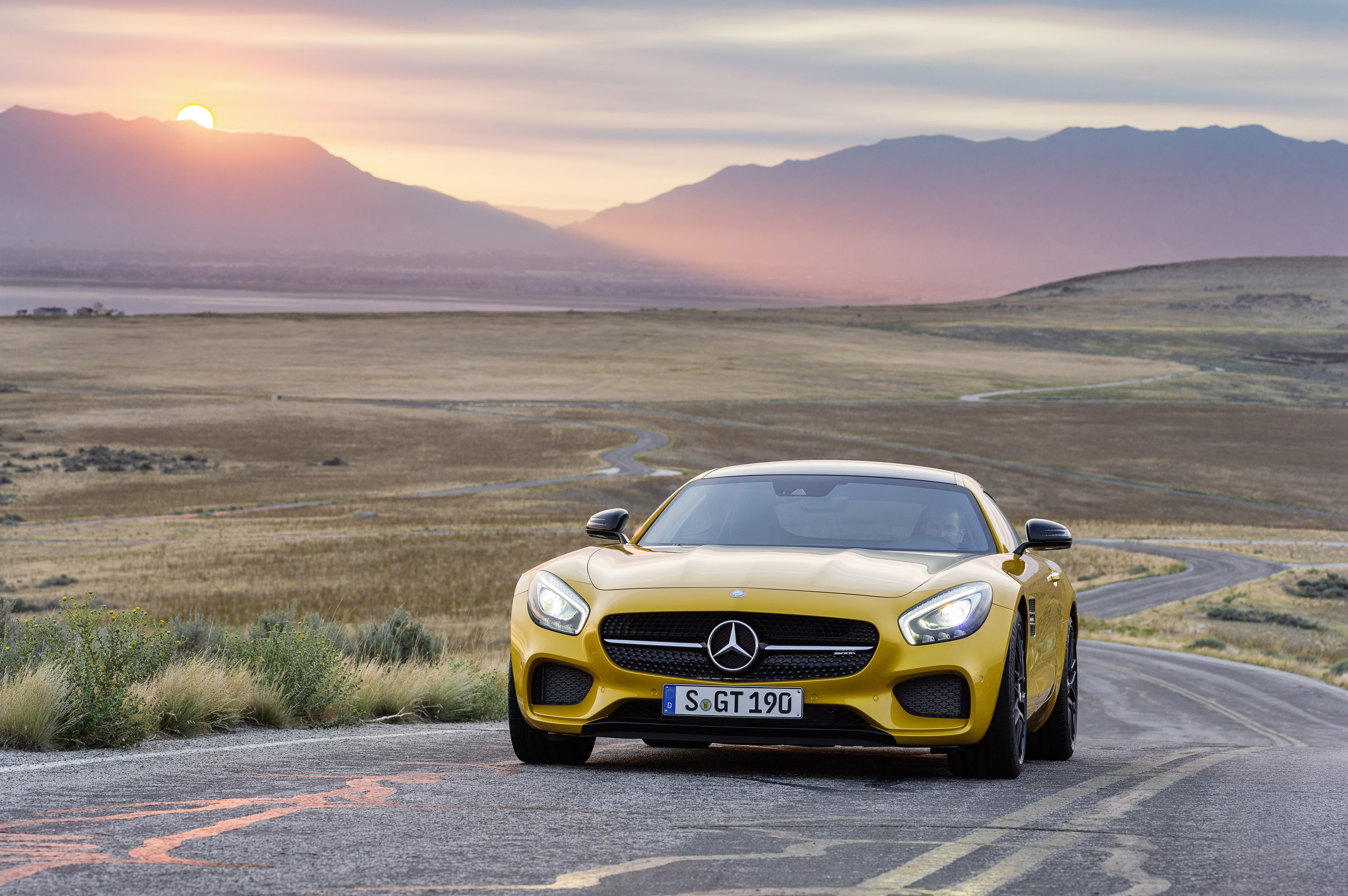 Mercedes-Benz AMG GT photo #3