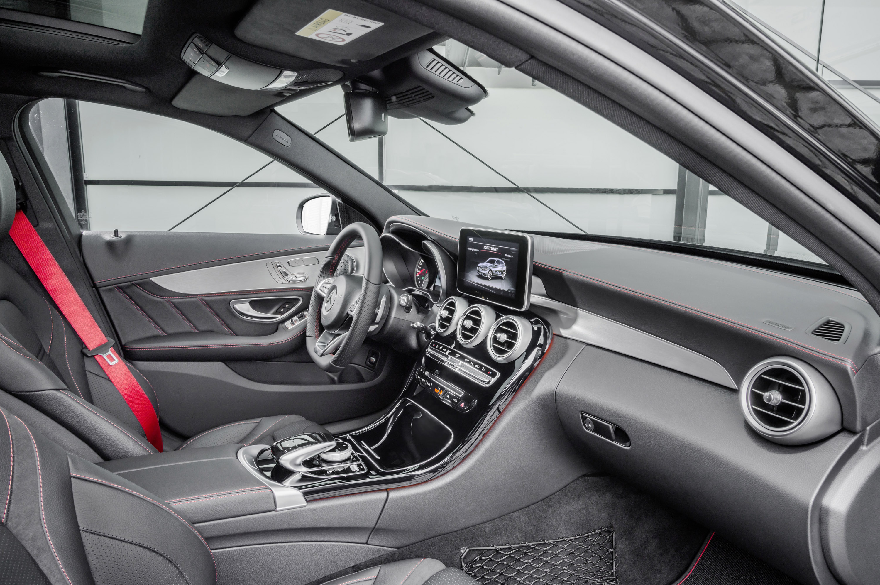 Mercedes-Benz C450 AMG 4Matic Estate photo #20