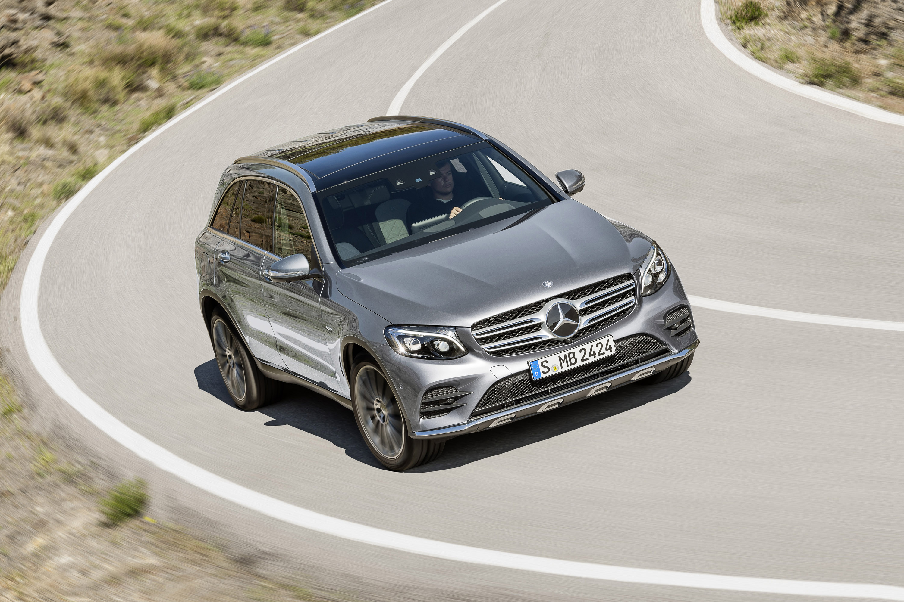 Mercedes-Benz GLC photo #23