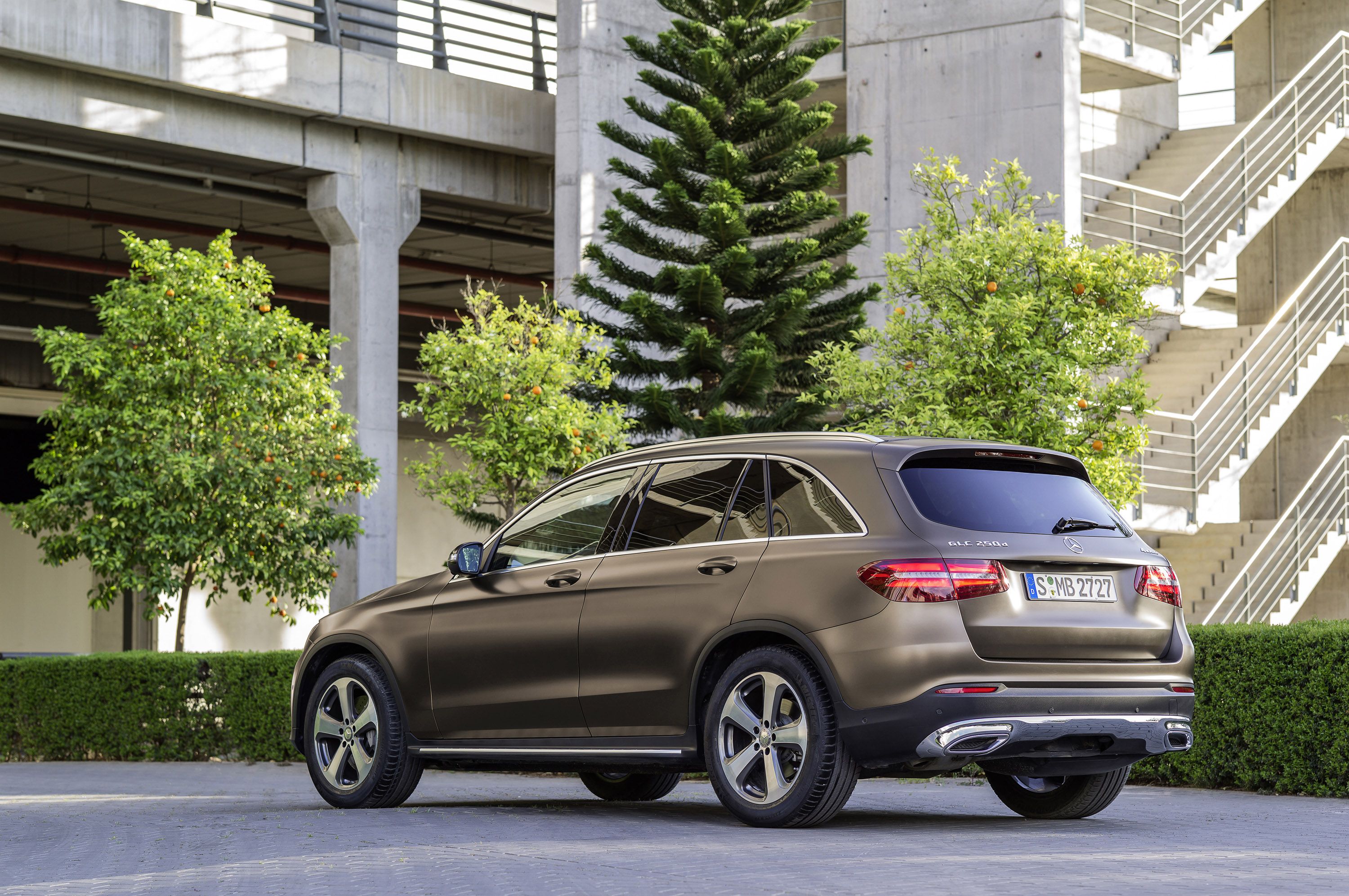 Mercedes-Benz GLC photo #31