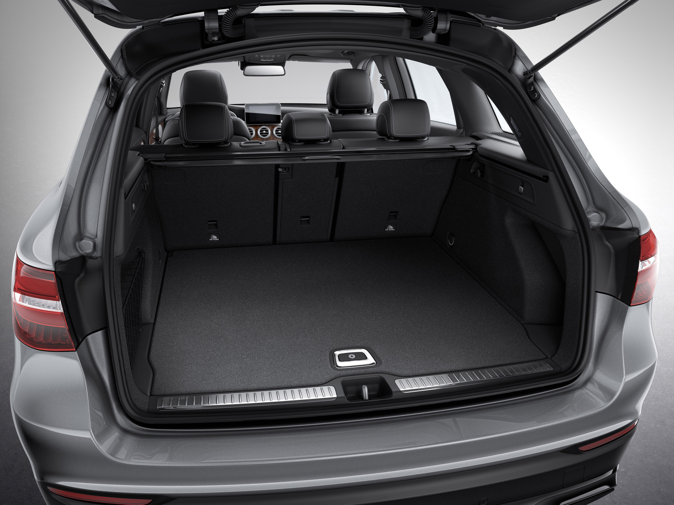 Mercedes-Benz GLC photo #45