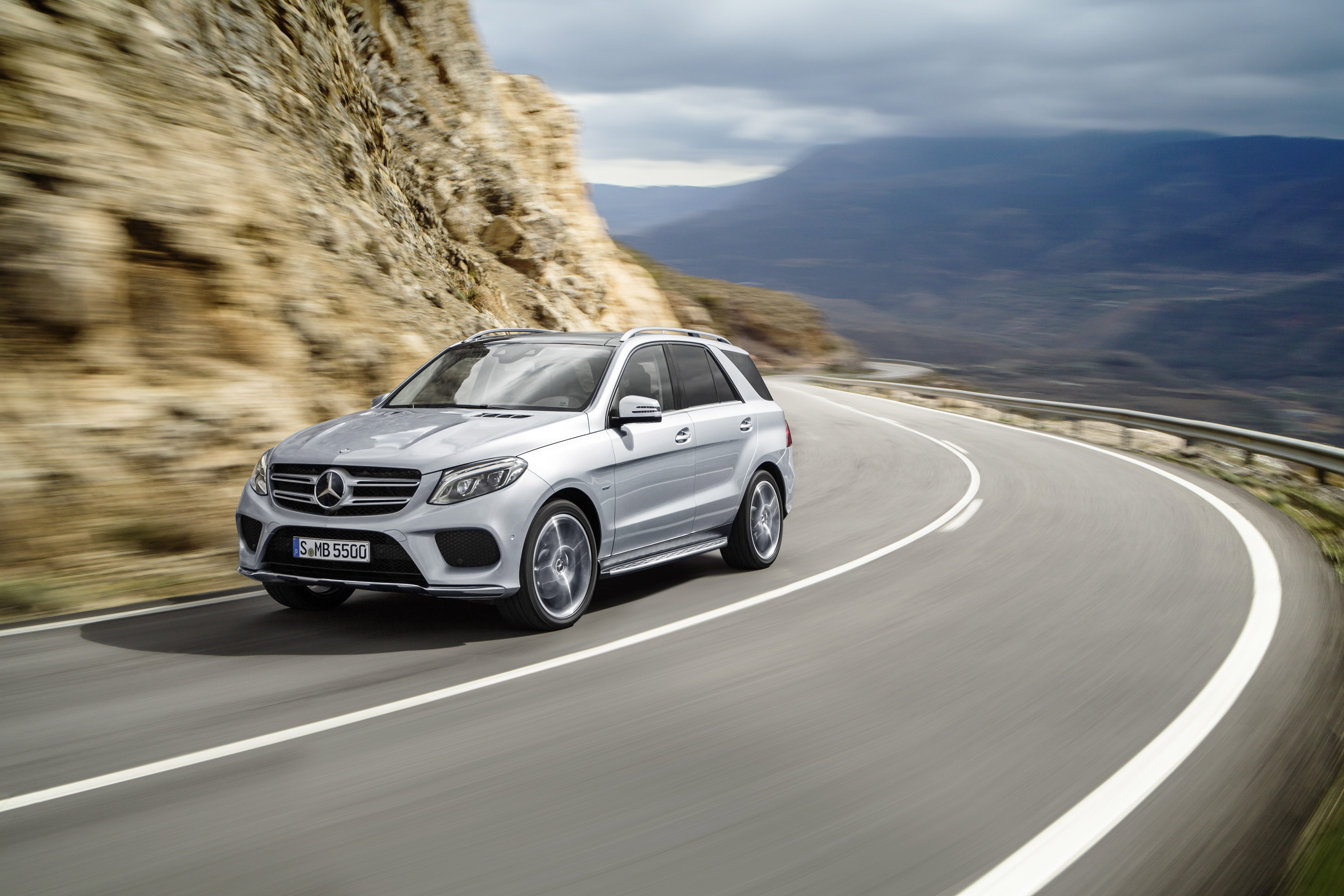 Mercedes-Benz GLE photo #15
