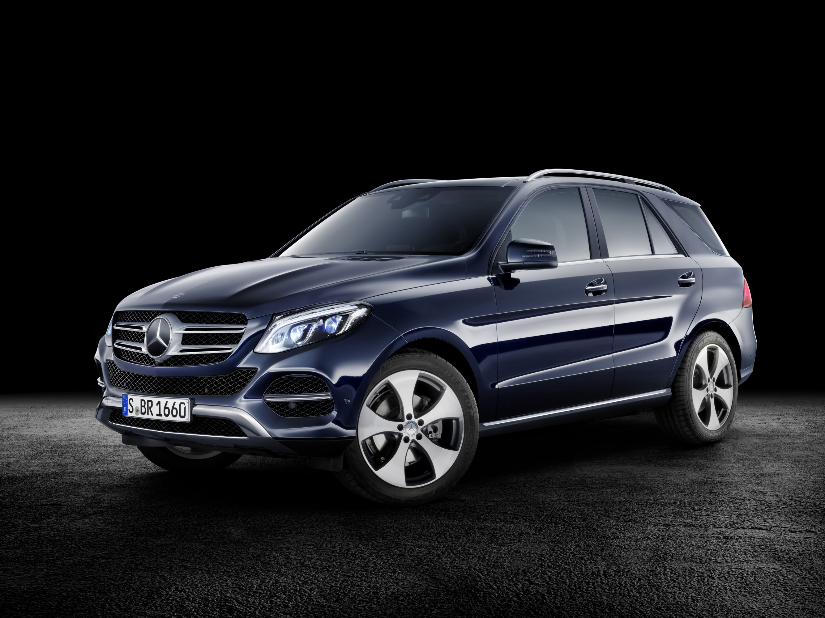 Mercedes-Benz GLE photo #19
