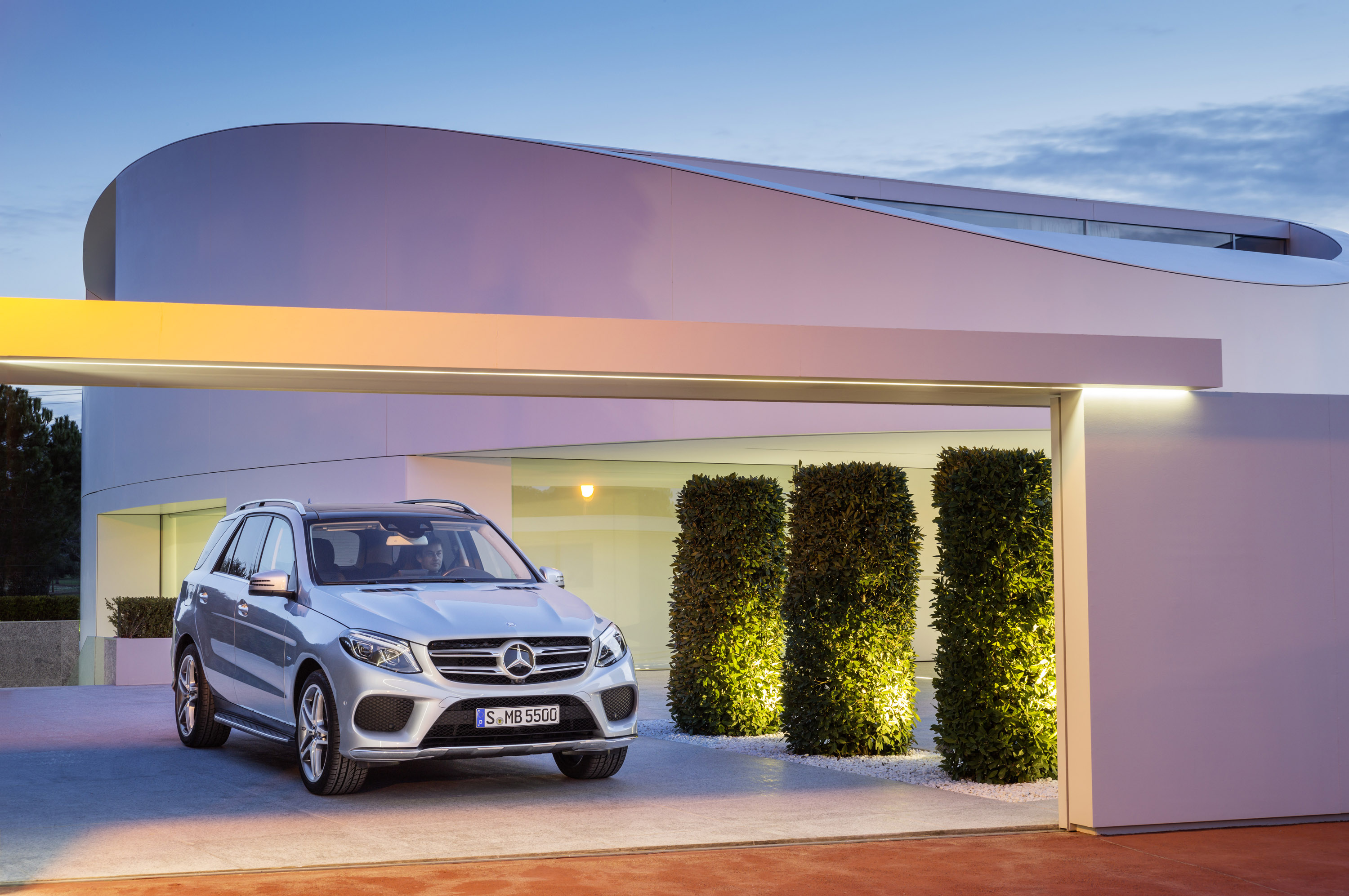 Mercedes-Benz GLE photo #20