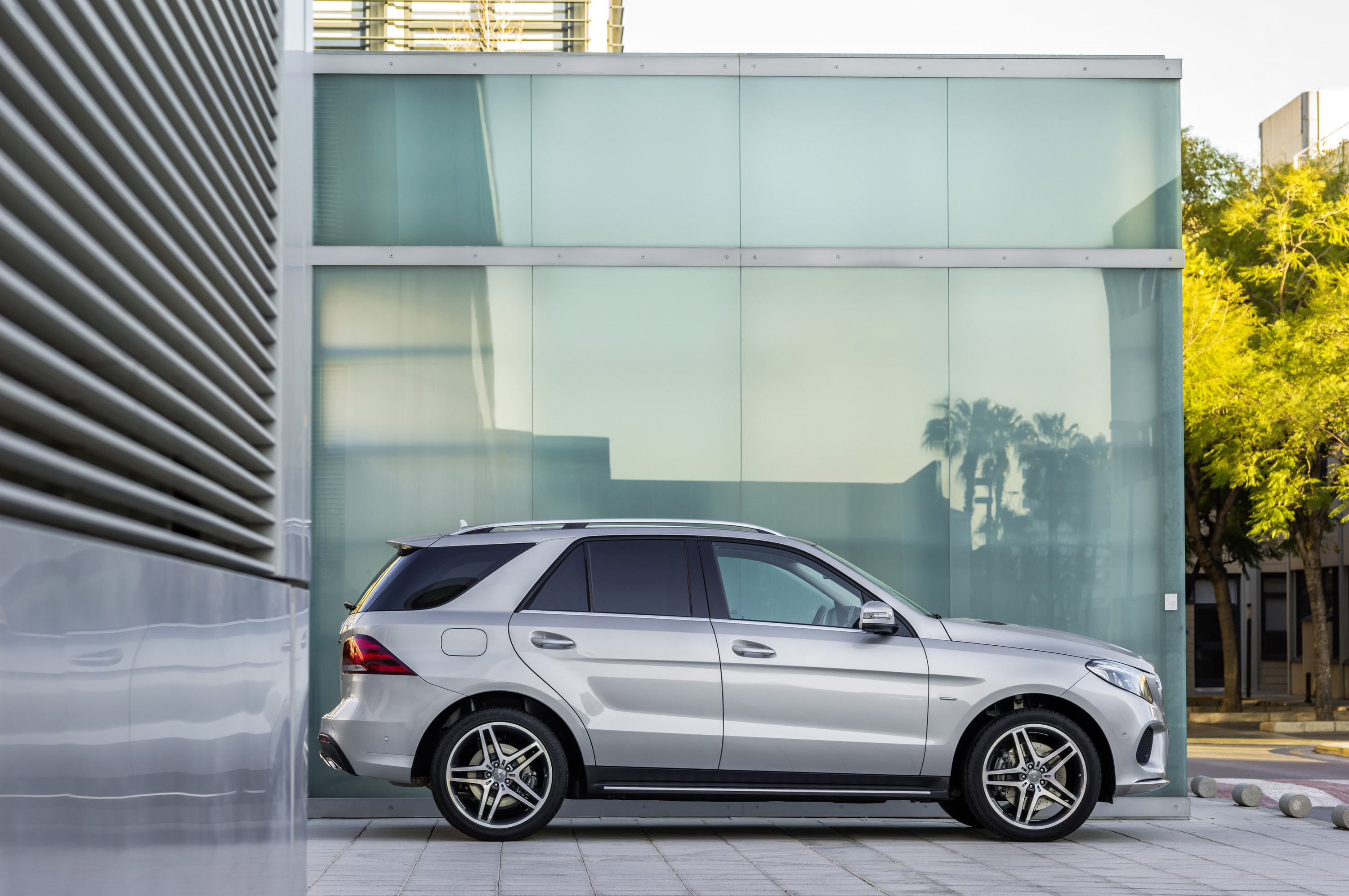 Mercedes-Benz GLE photo #21