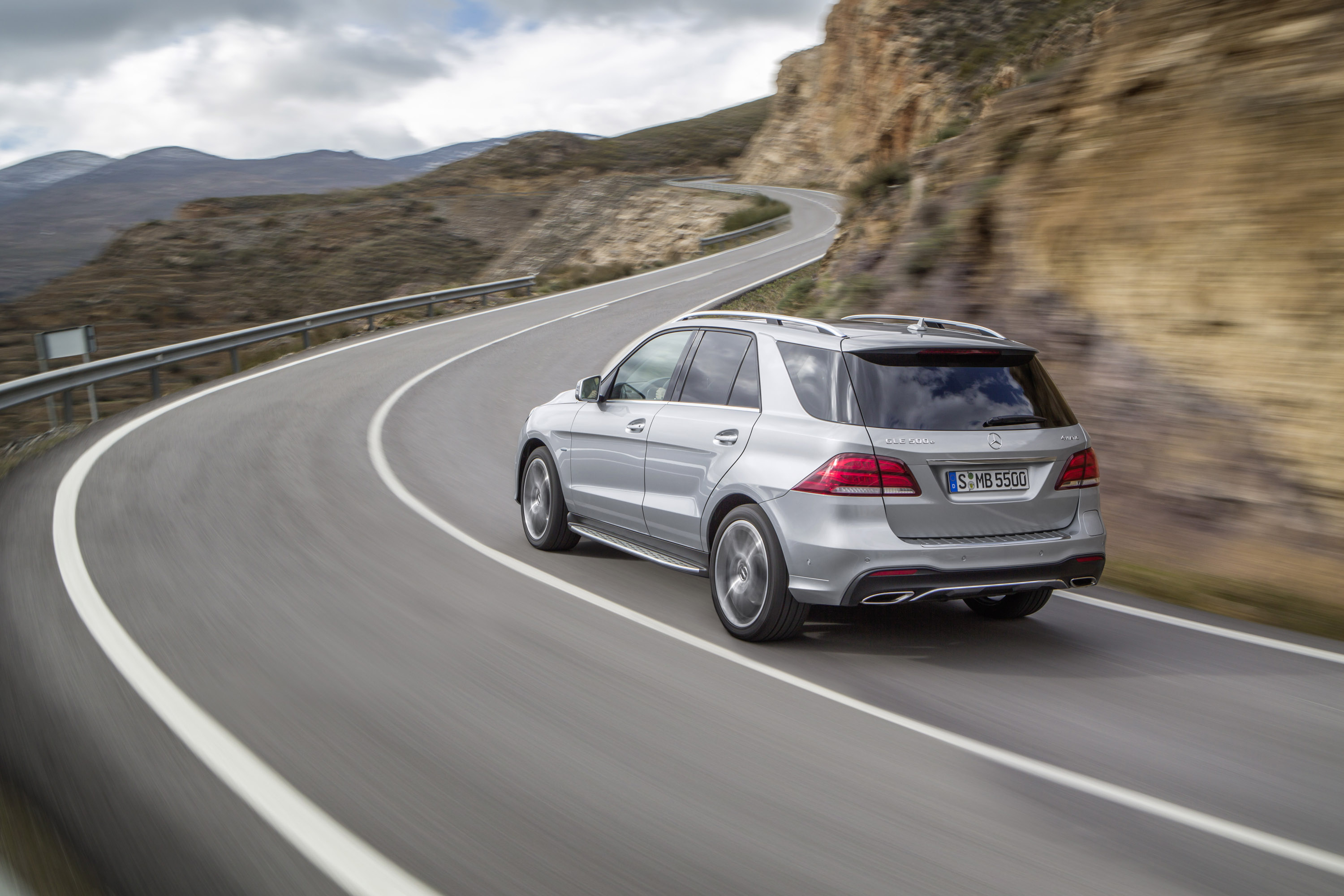 Mercedes-Benz GLE photo #25
